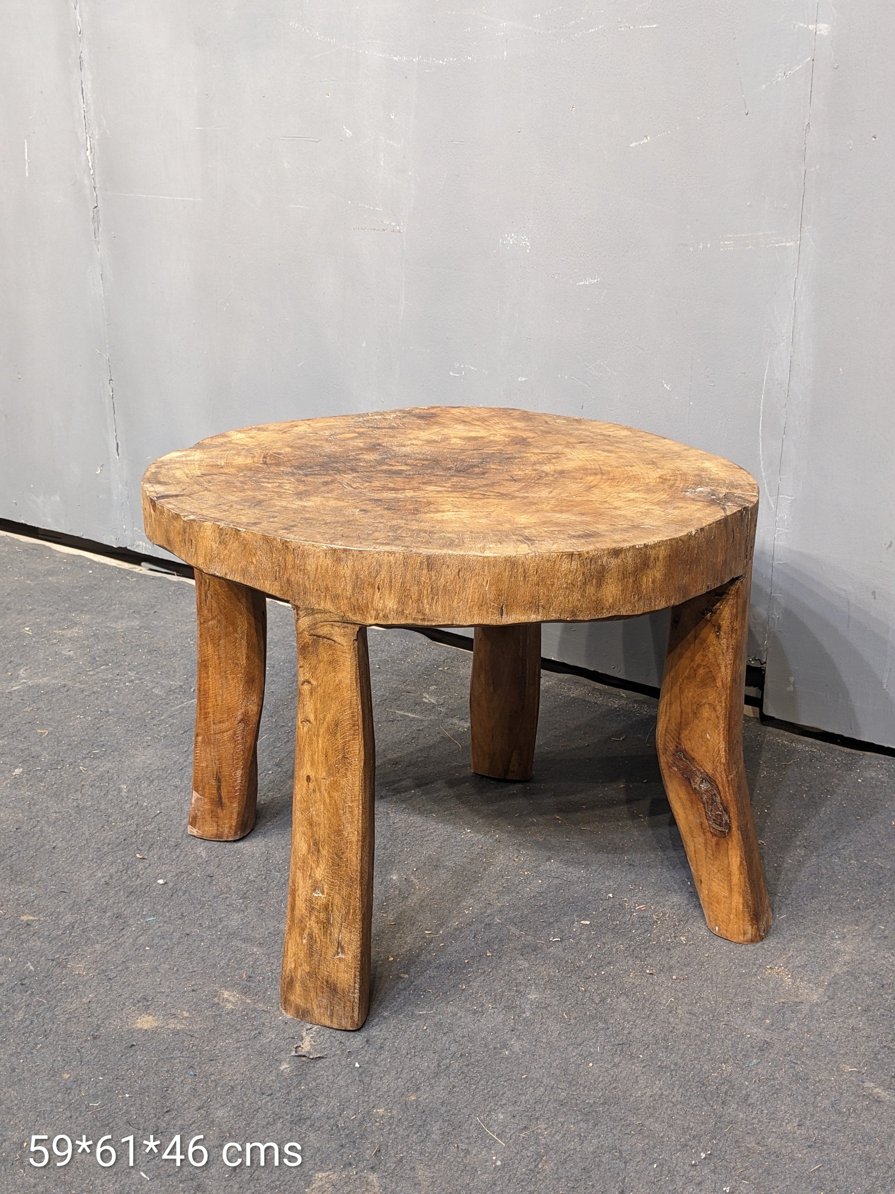 Naga Carved Table – handcrafted vintage Indian decor from Jodhpur, Rajasthan