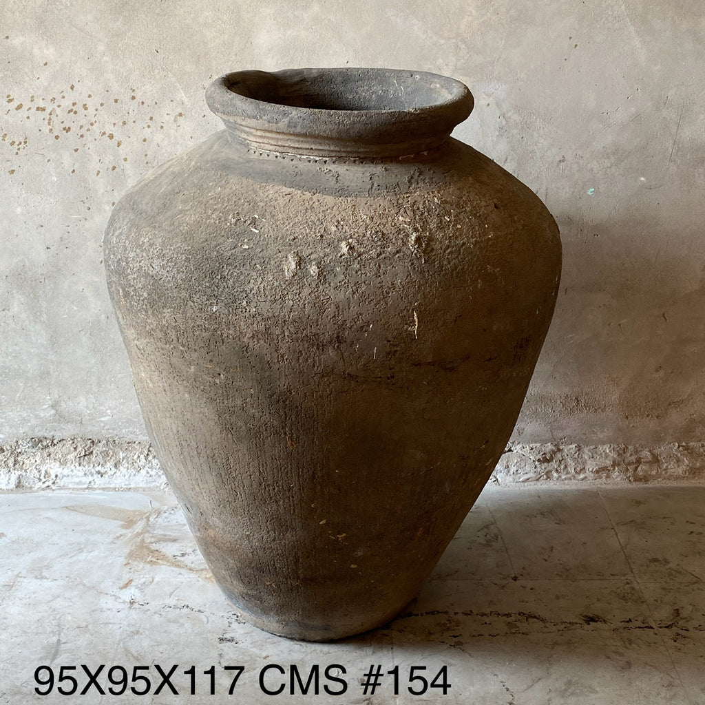 TERRACOTTA POT