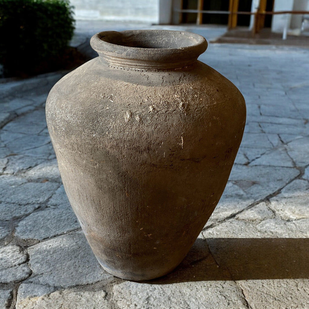 TERRACOTTA POT