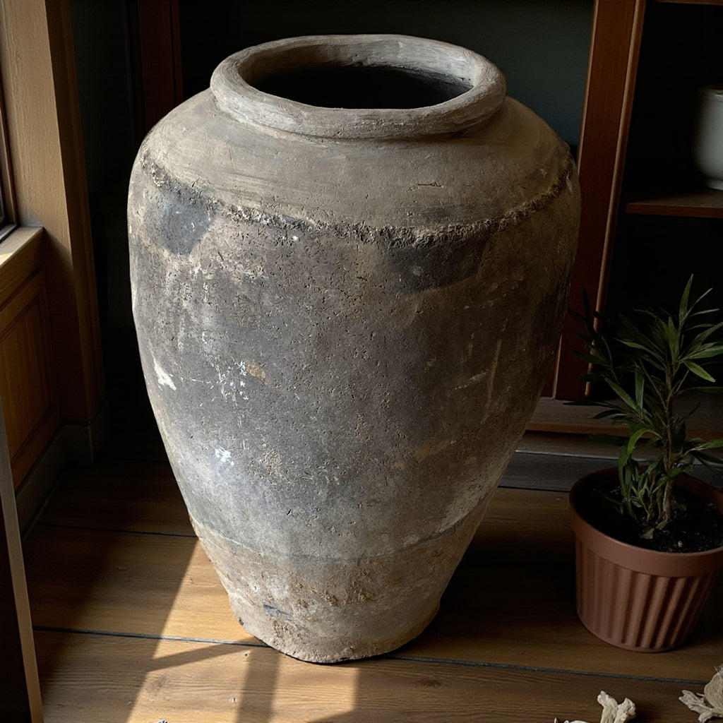 TERRACOTTA POT