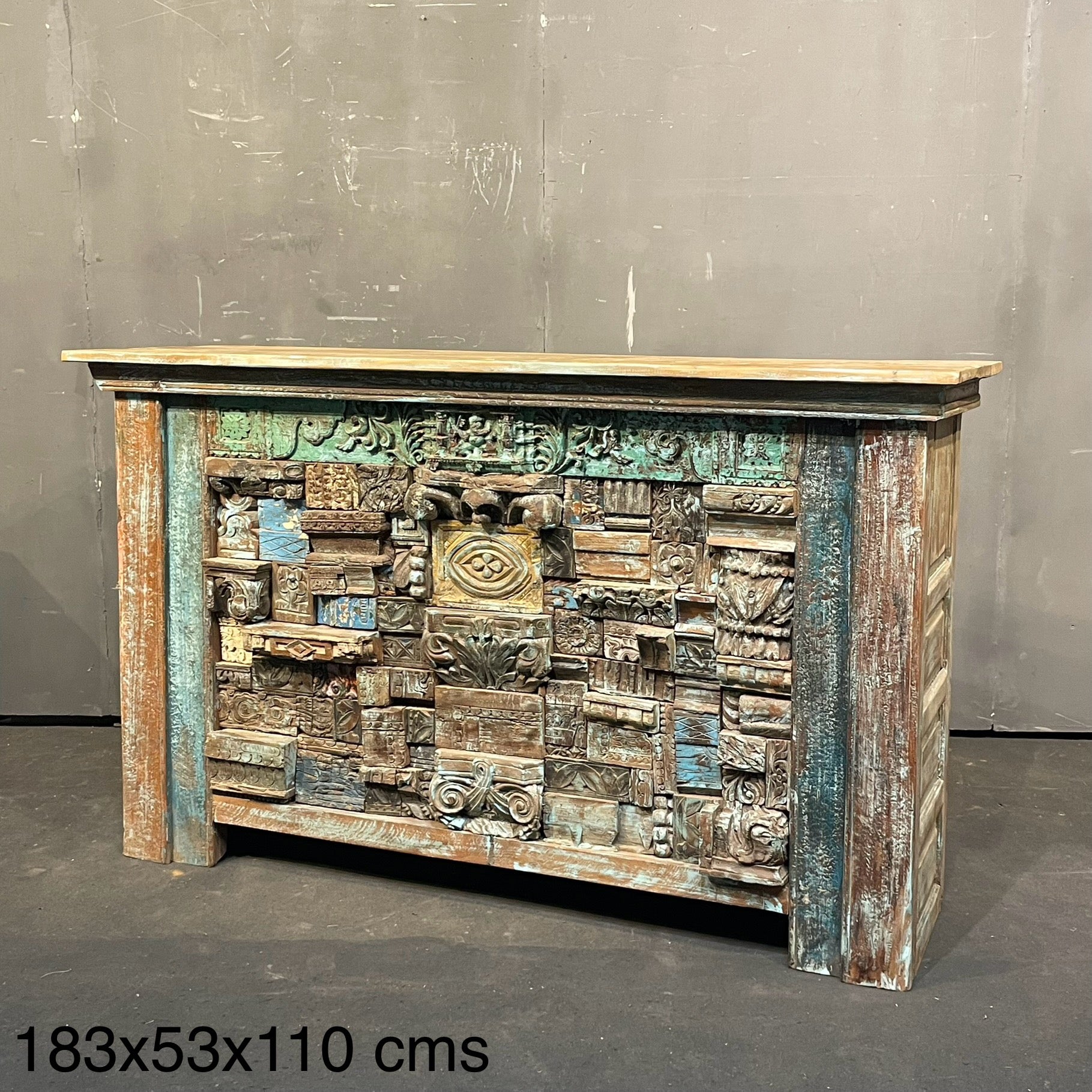Heritage Mosaic Counter