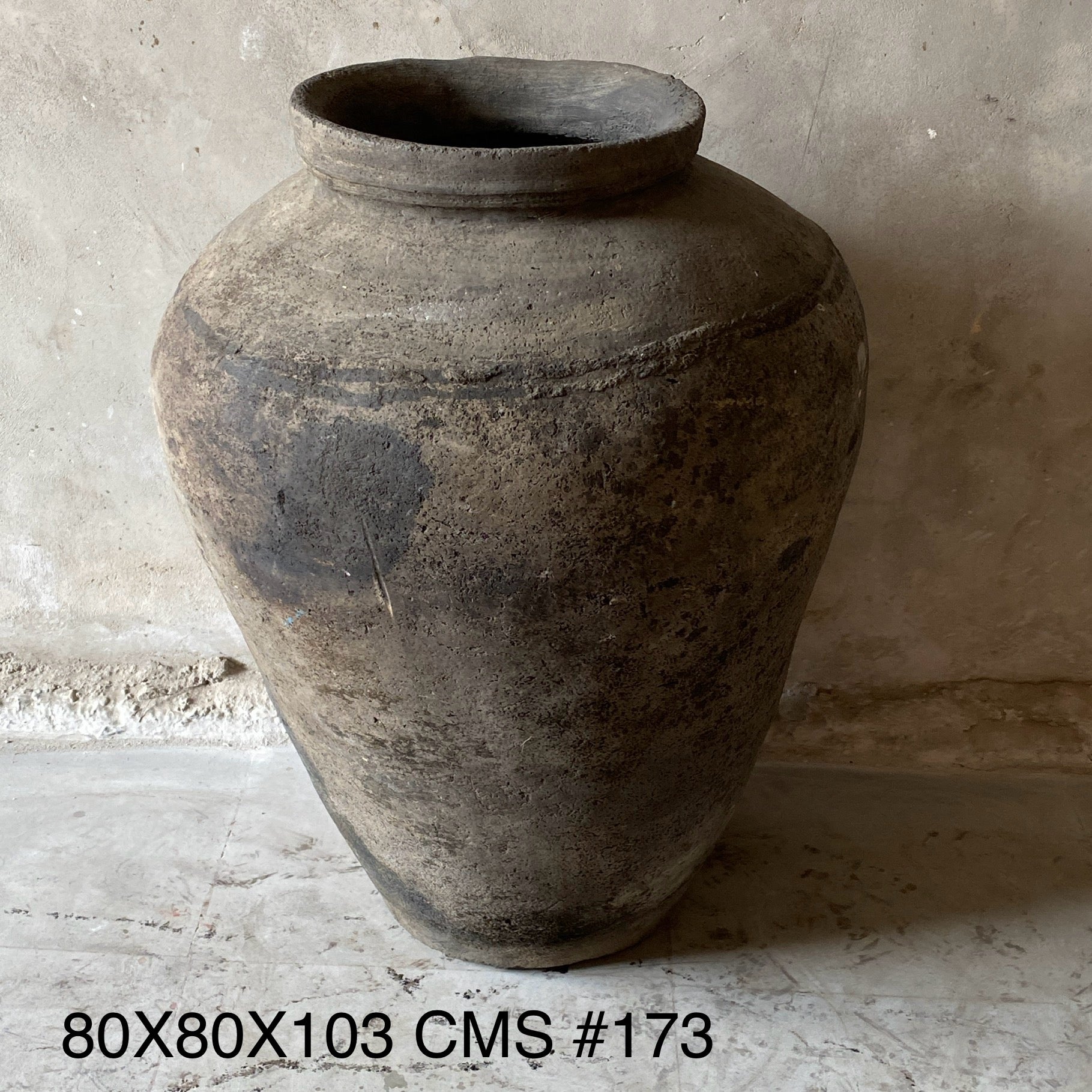 TERRACOTTA POT