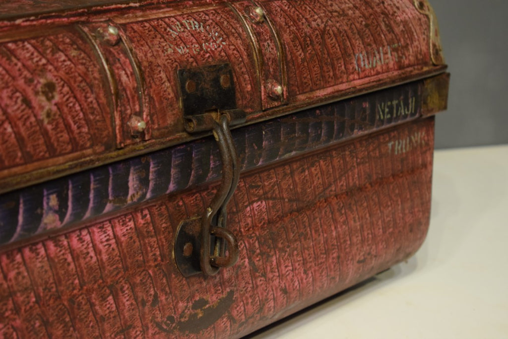 IRON TRUNK