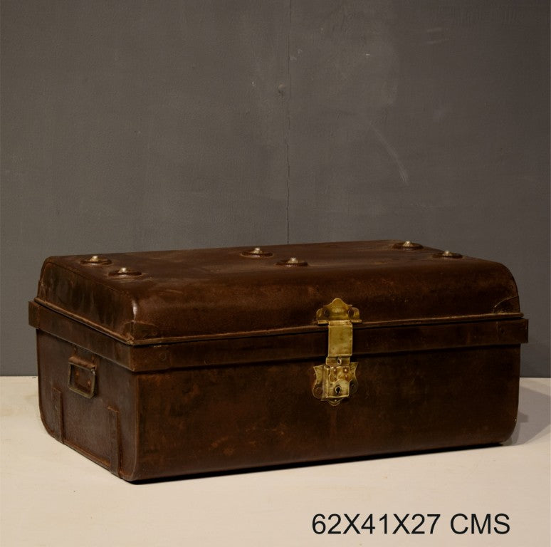 IRON TRUNK