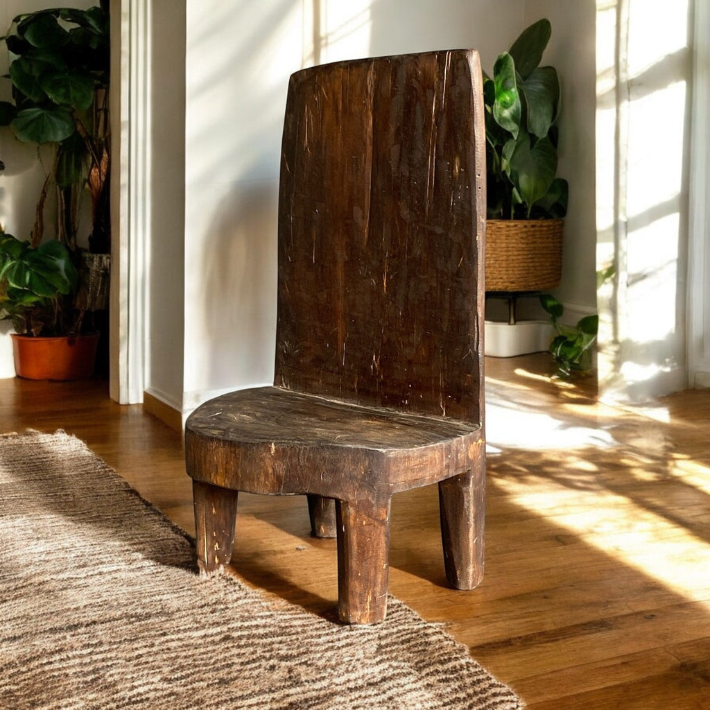 WOODEN NAGA CHAIR