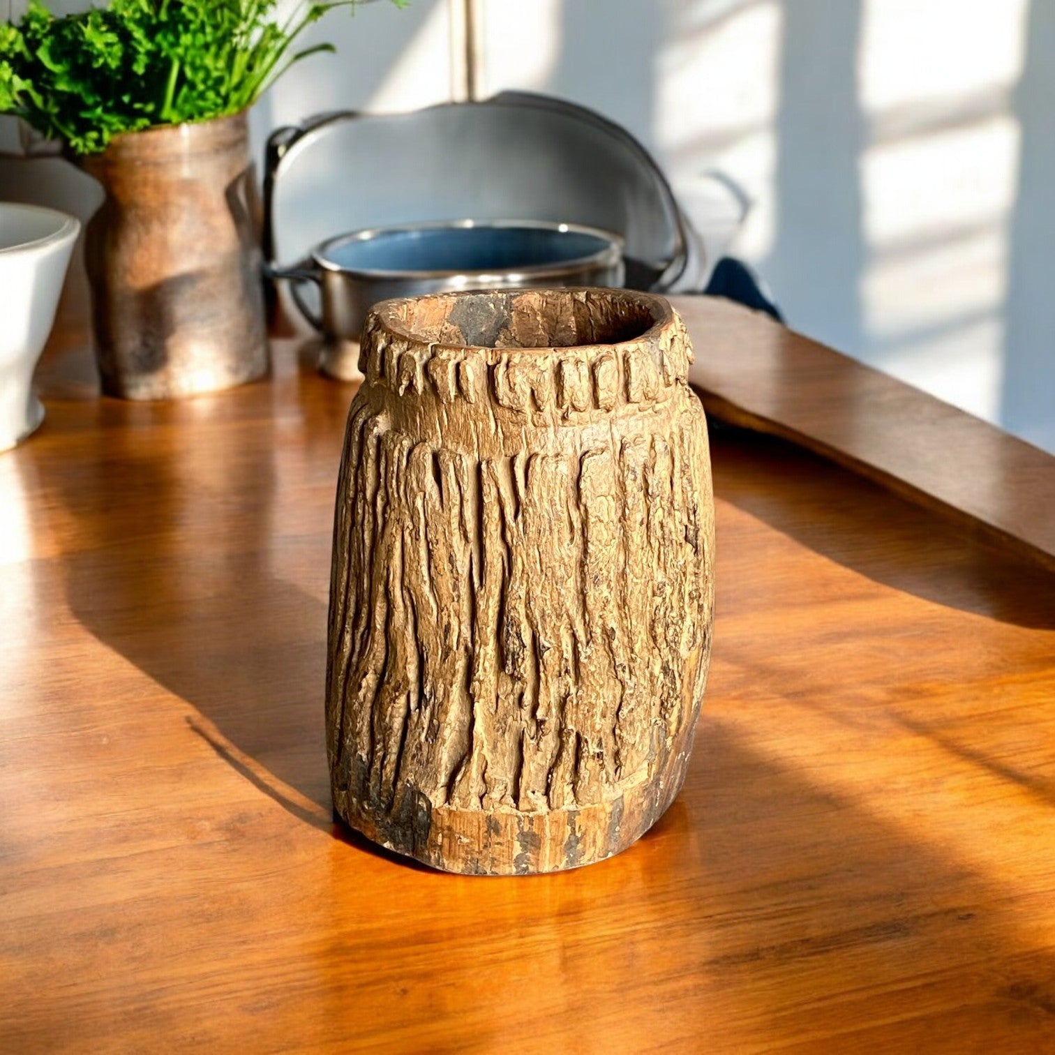 WOODEN POT
