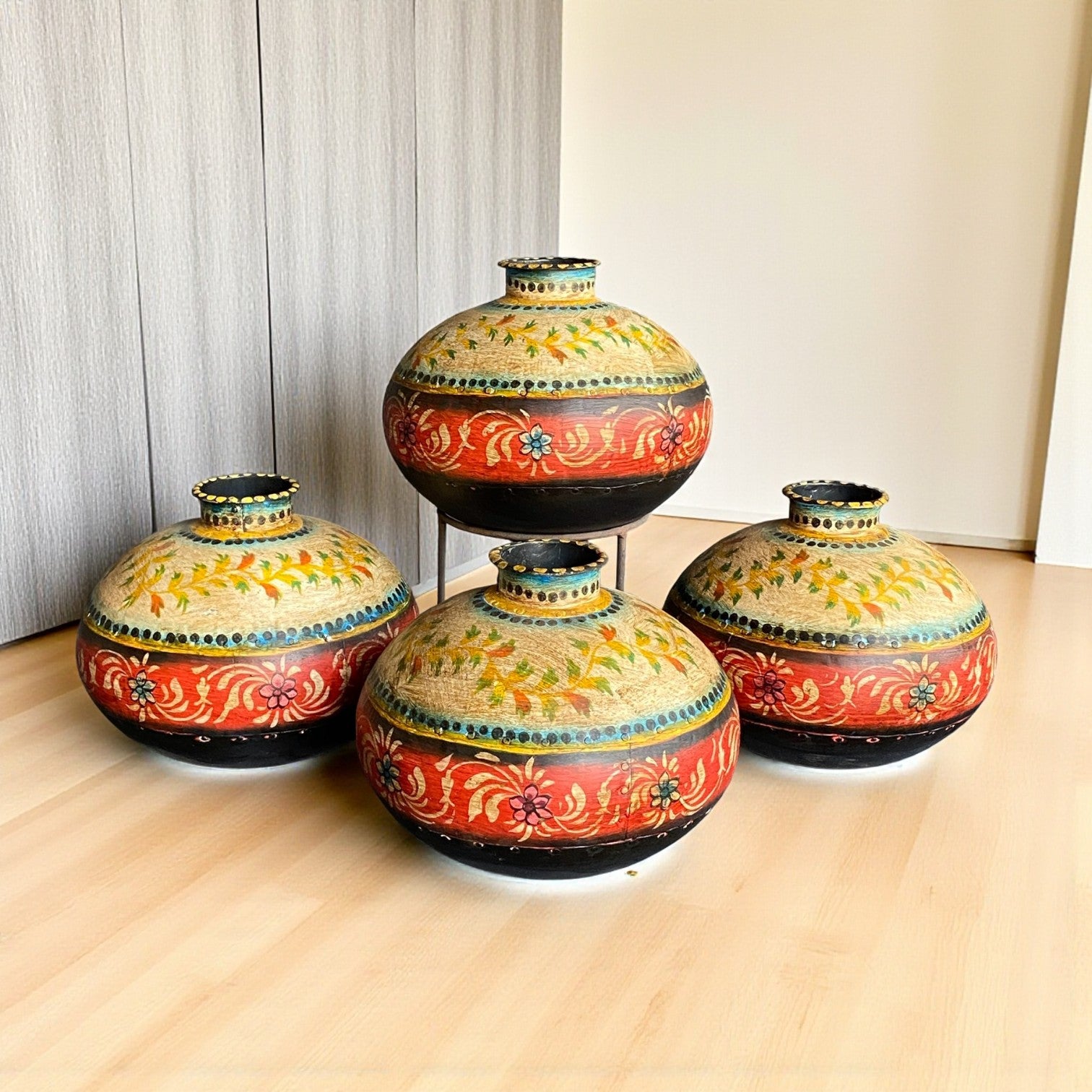 IRON HAND PAINTED POT