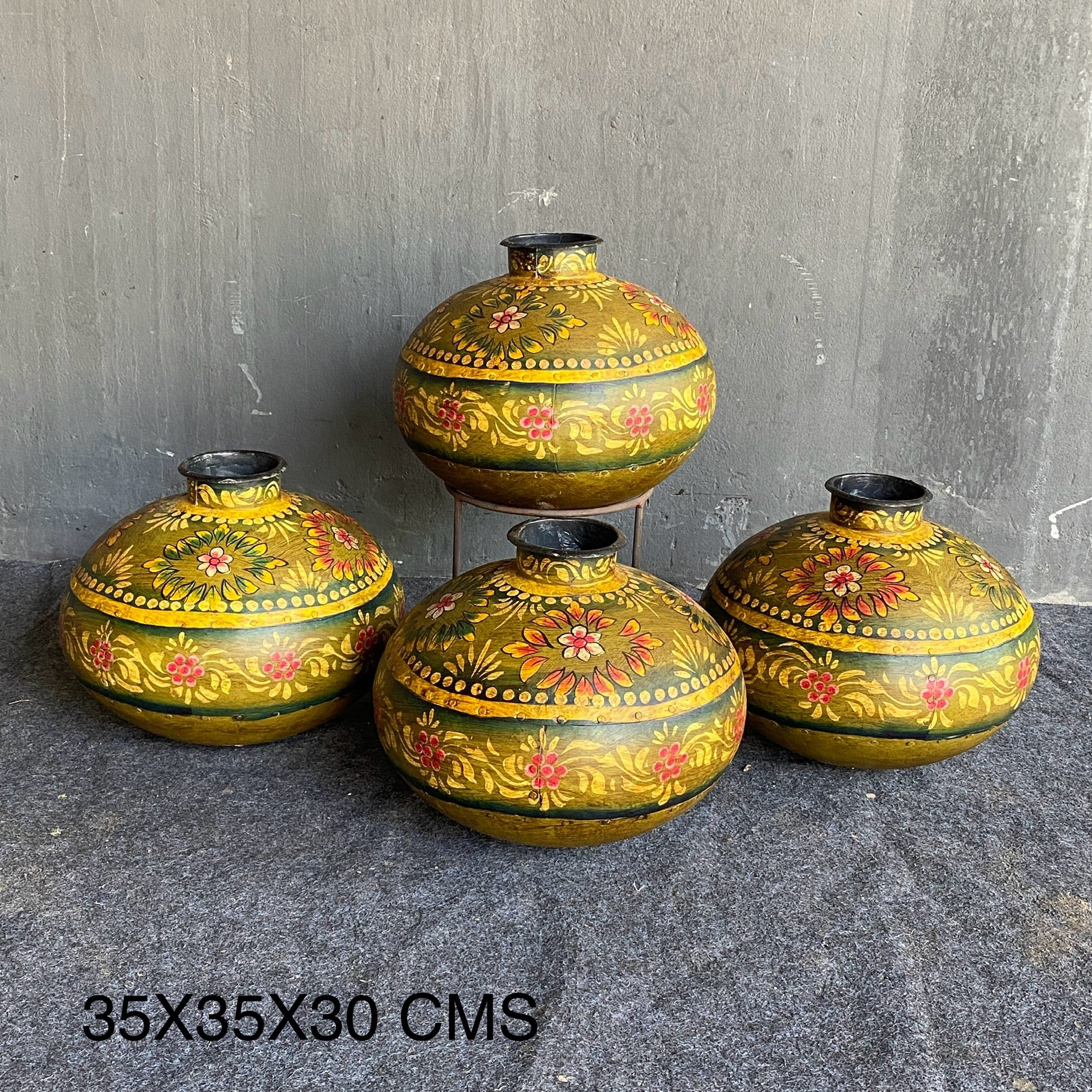 IRON HAND PAINTED POT