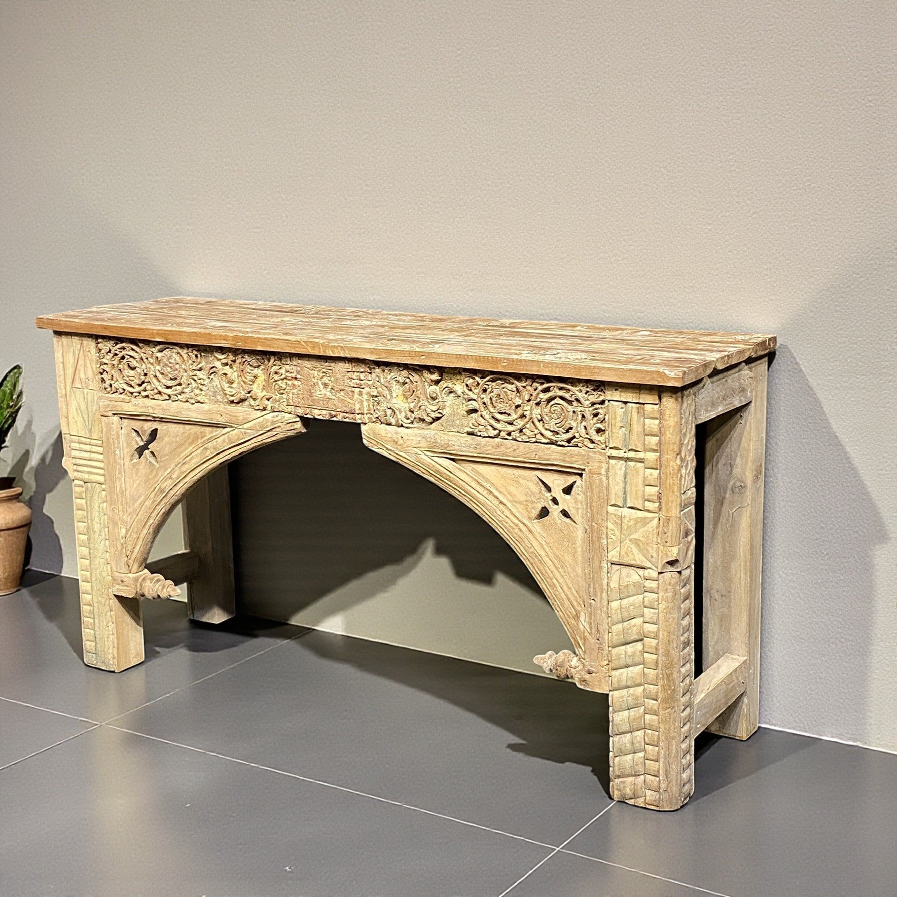 VINTAGE HAND CARVED CONSOLE TABLE