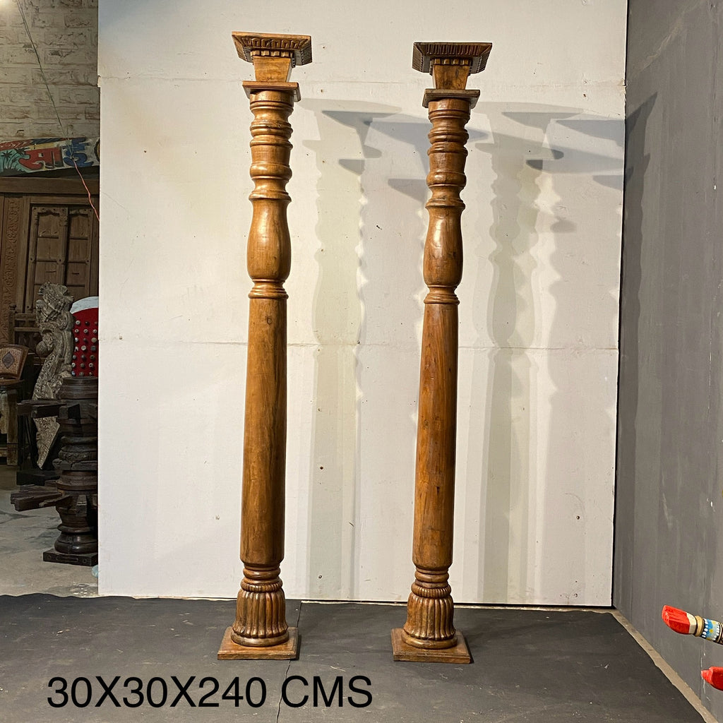 VINTAGE WOODEN PILLAR