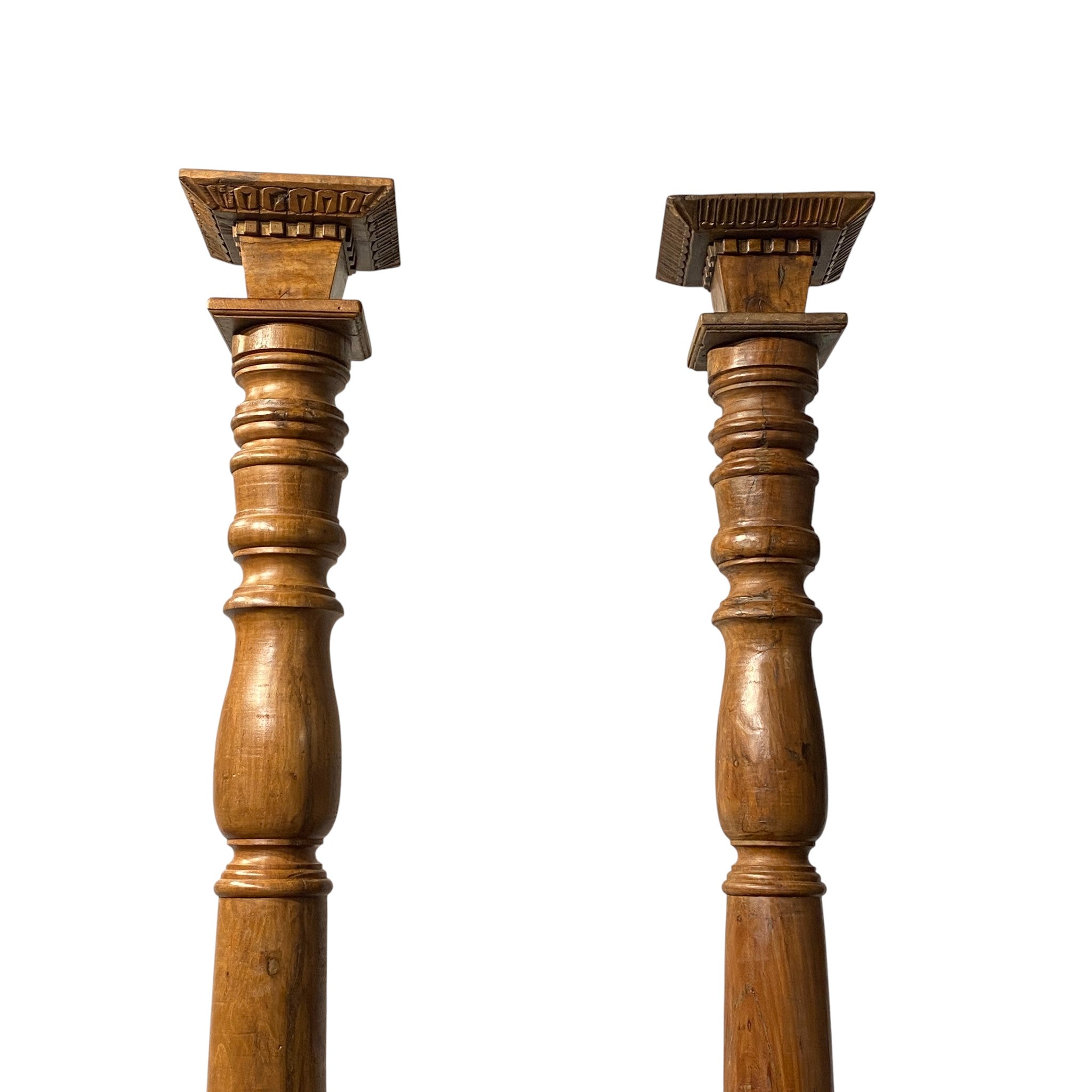 VINTAGE WOODEN PILLAR