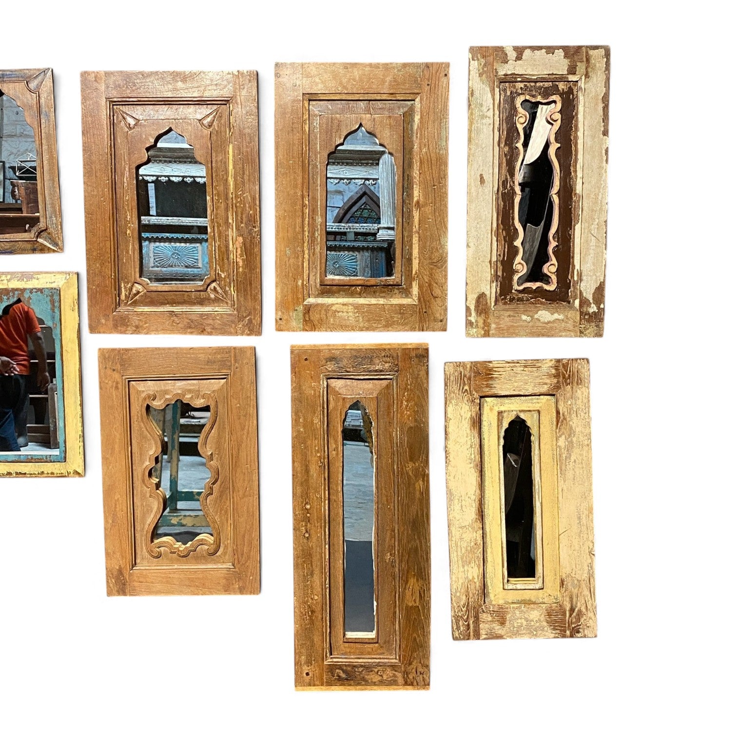 VINTAGE MIRROR FRAME