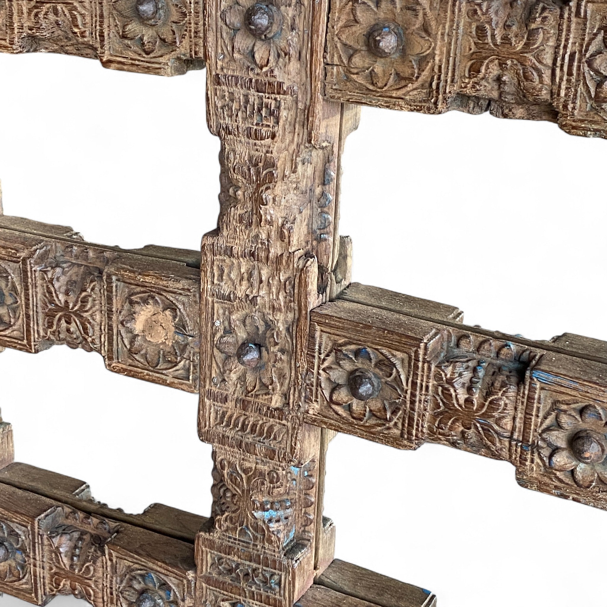 CARVED MIRROR FRAME