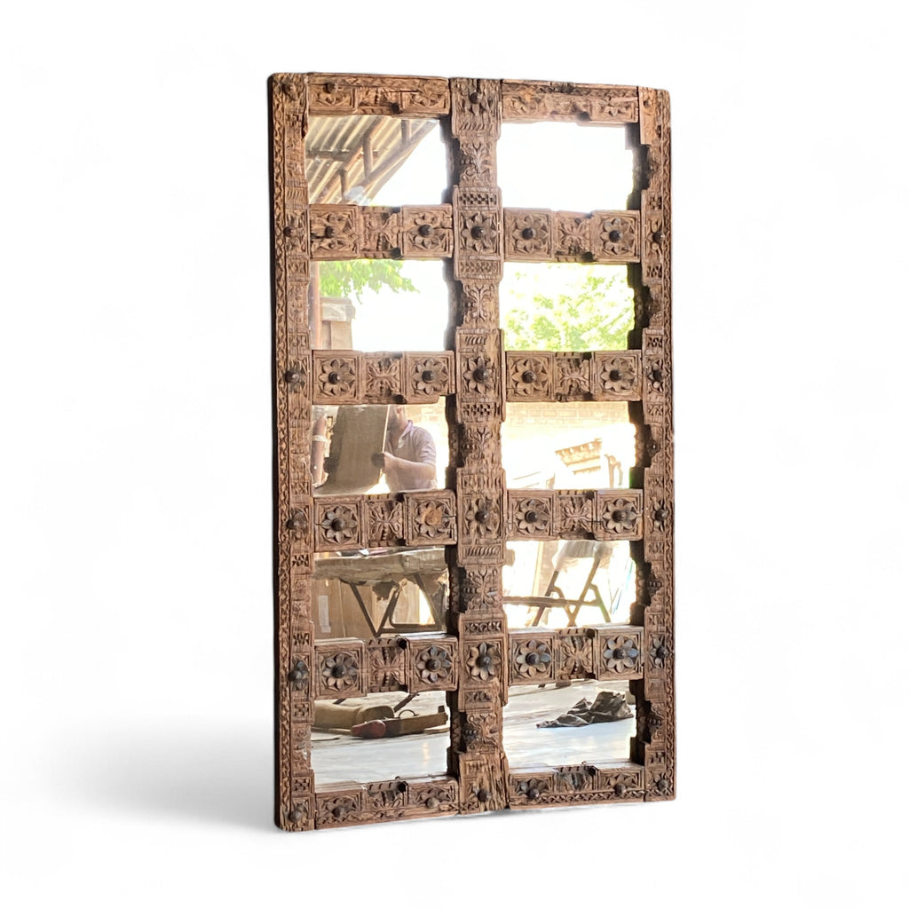 CARVED MIRROR FRAME