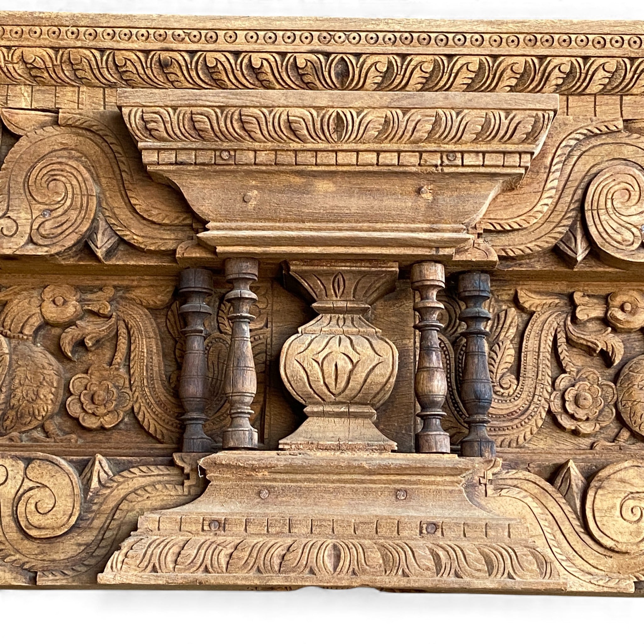 Heritage Carved Frame