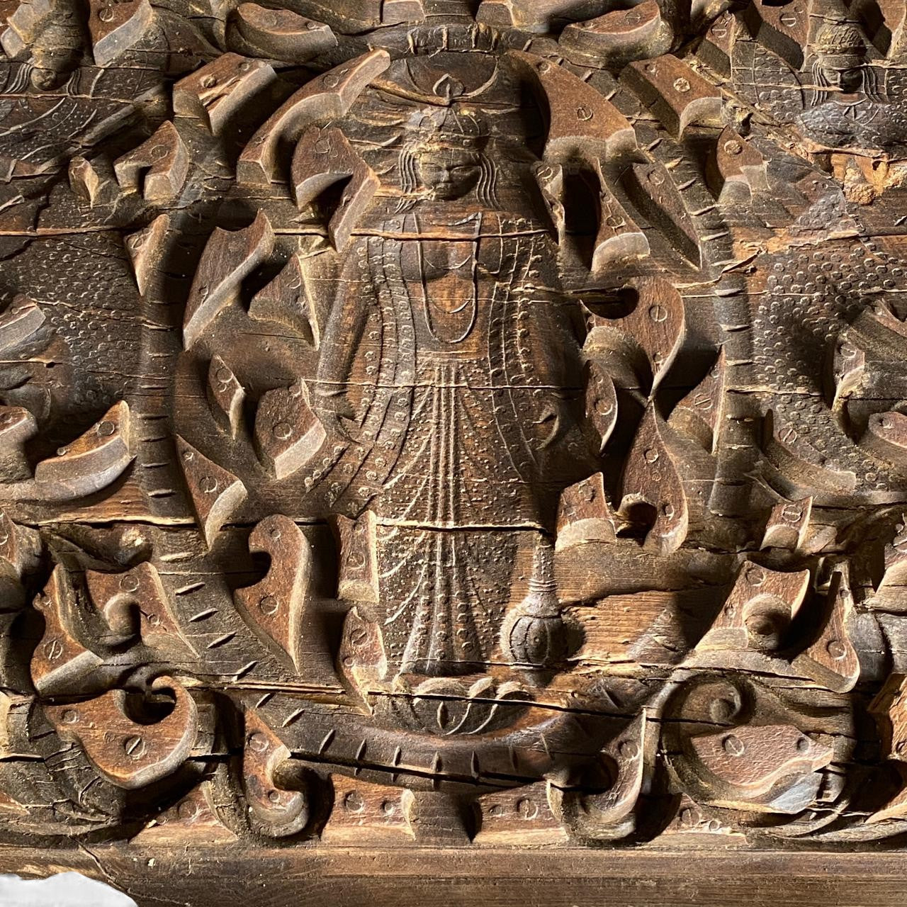 Divine Aura Wooden Table