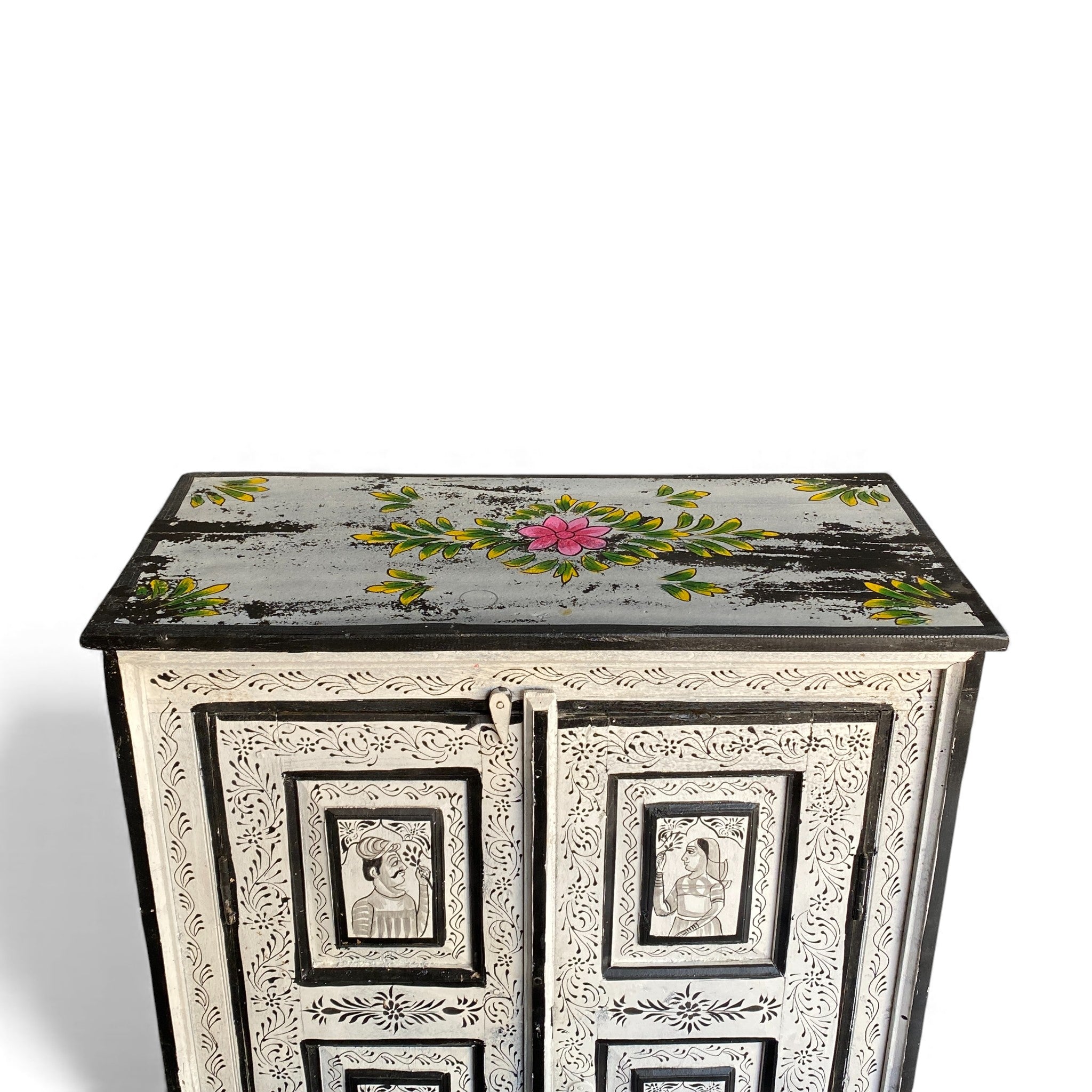 ETHNIC DECOR CHEST