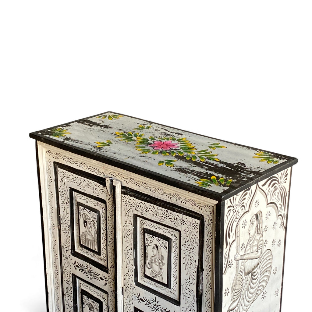 ETHNIC DECOR CHEST