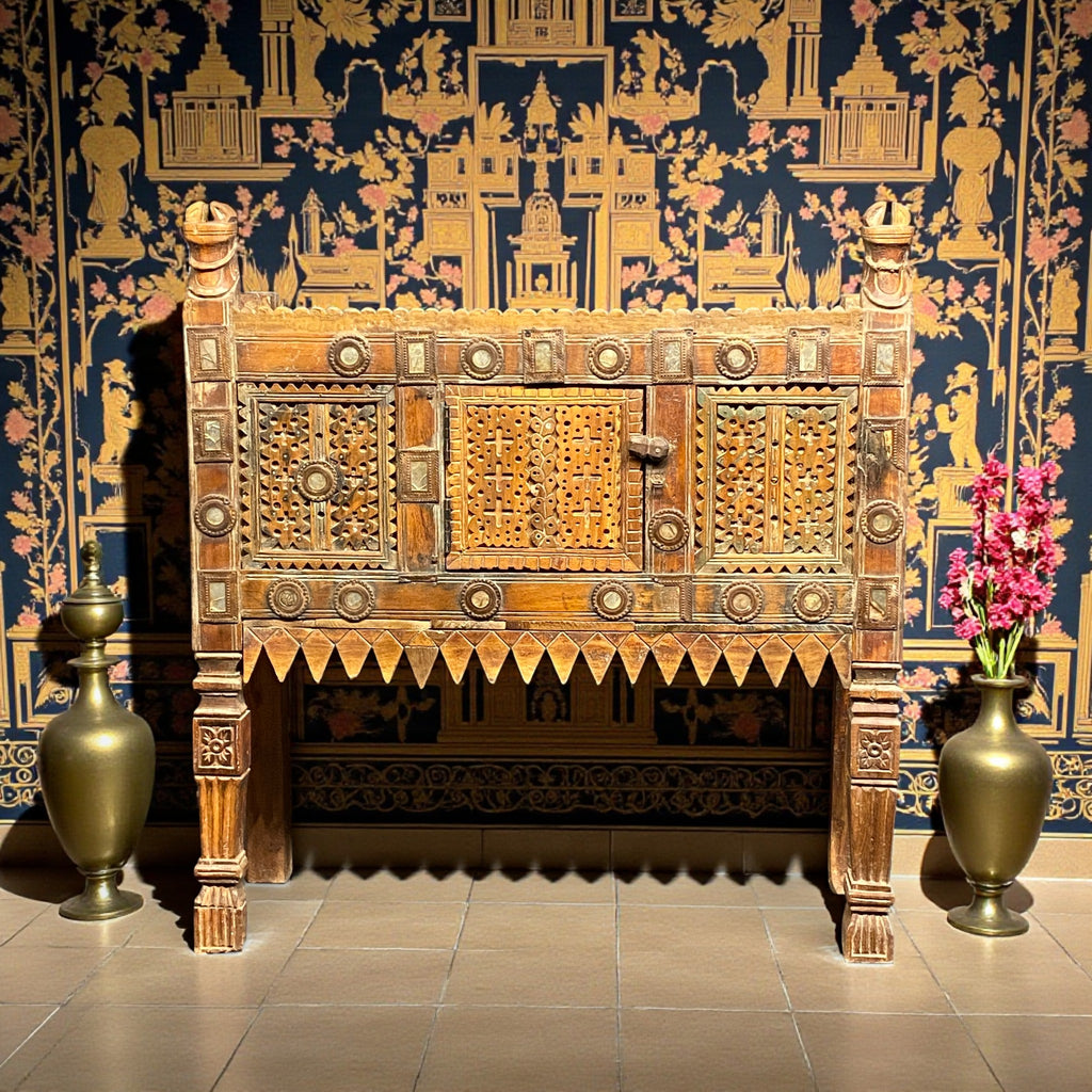 Heritage Wooden Damchiyan