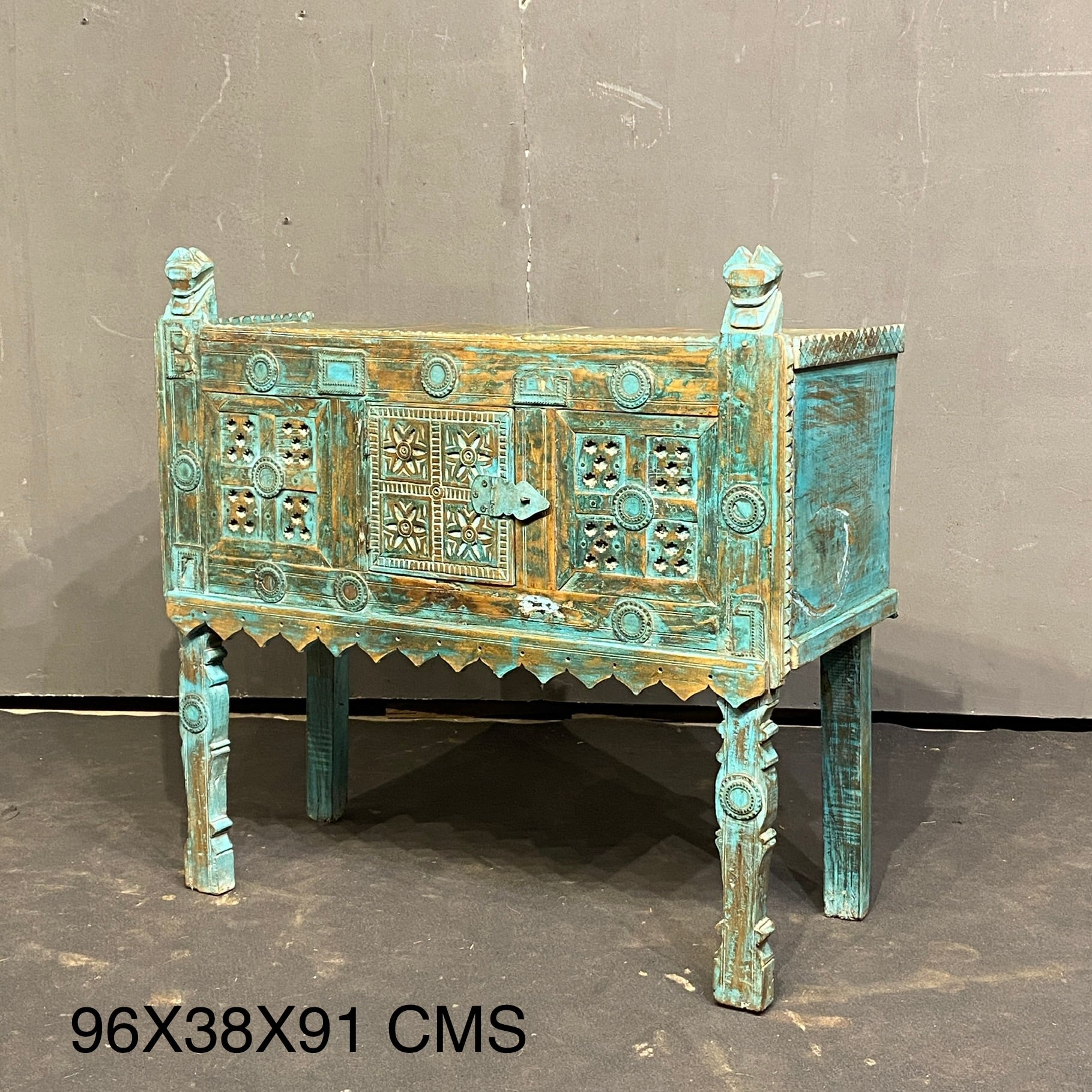 Heritage Wooden Damchiyan