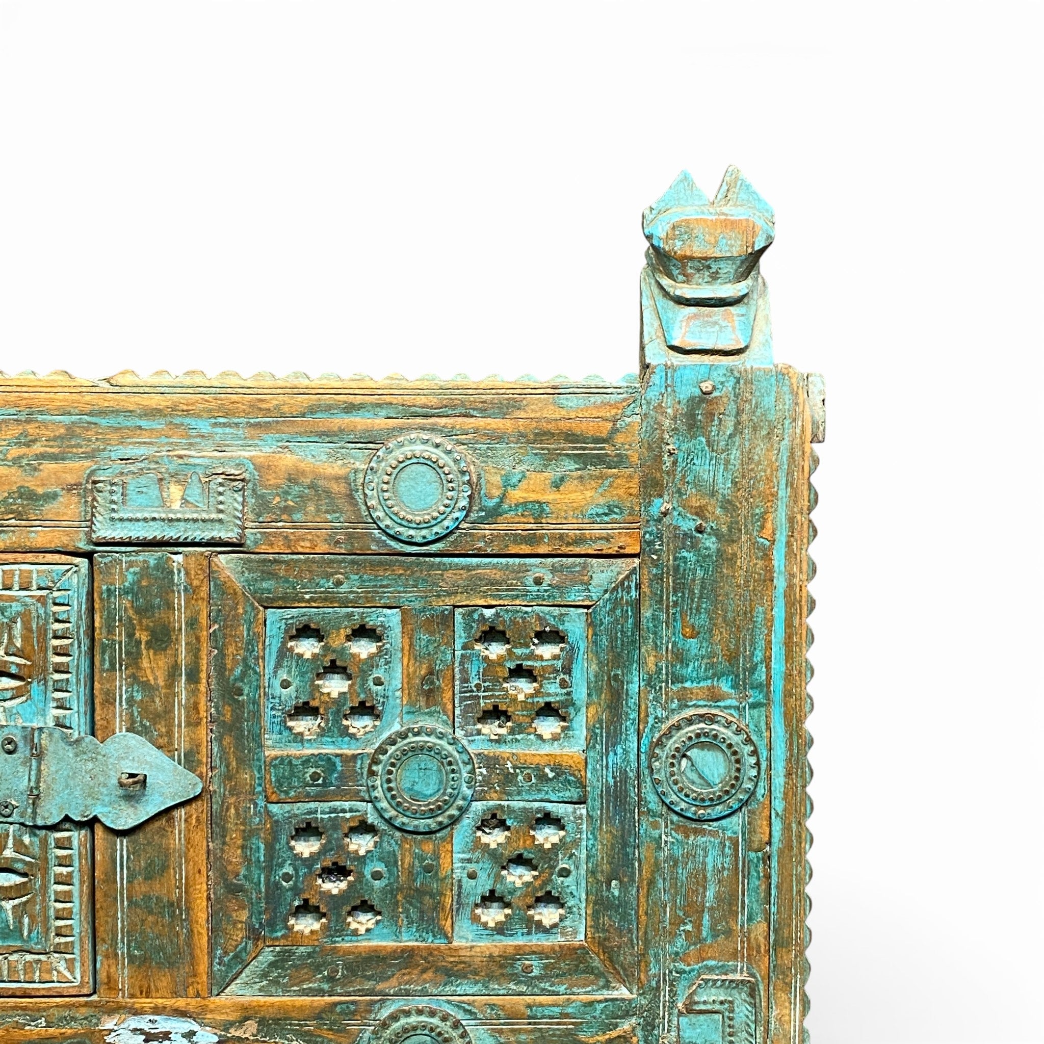 Heritage Wooden Damchiyan