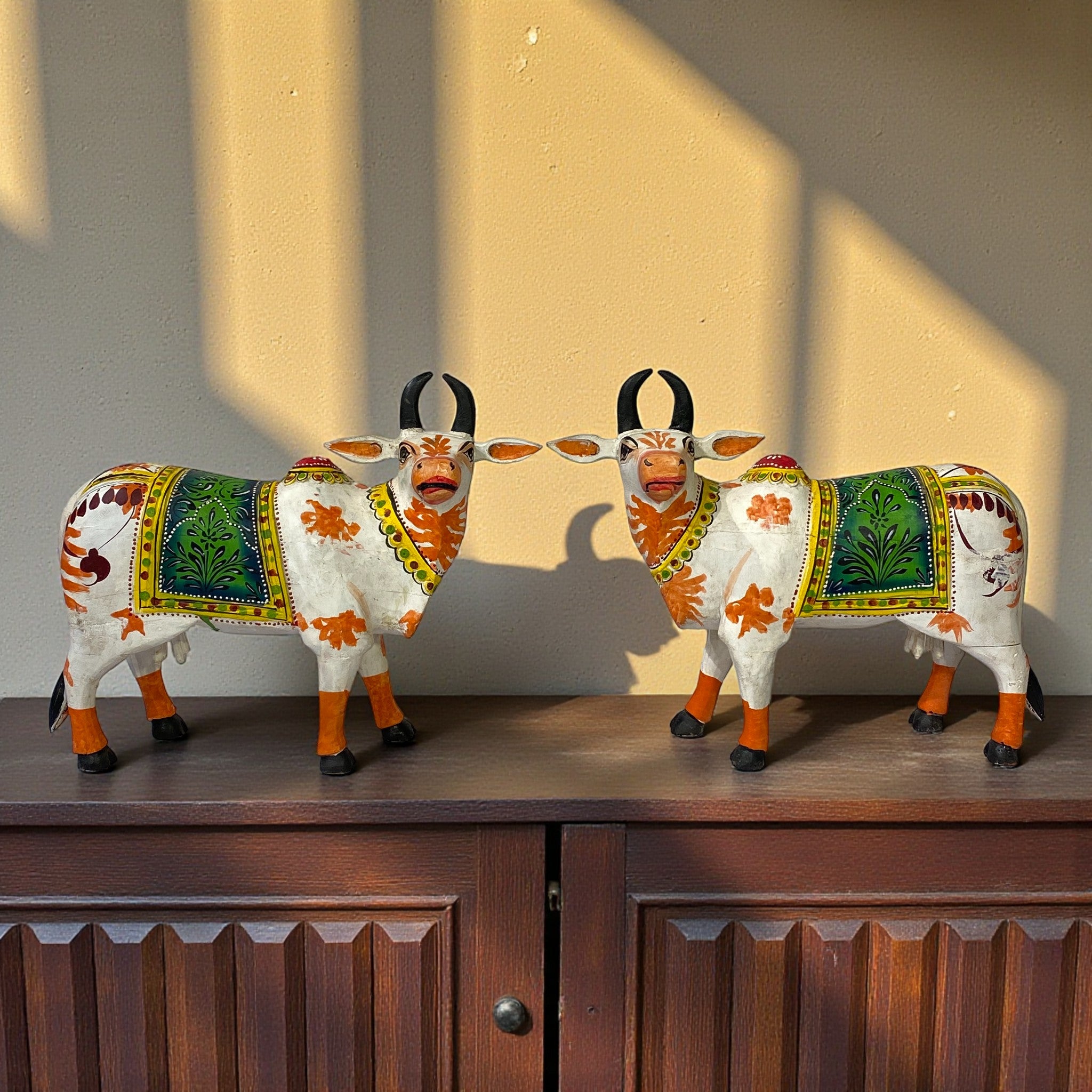 WOODEN HANDPAINTED NANDI