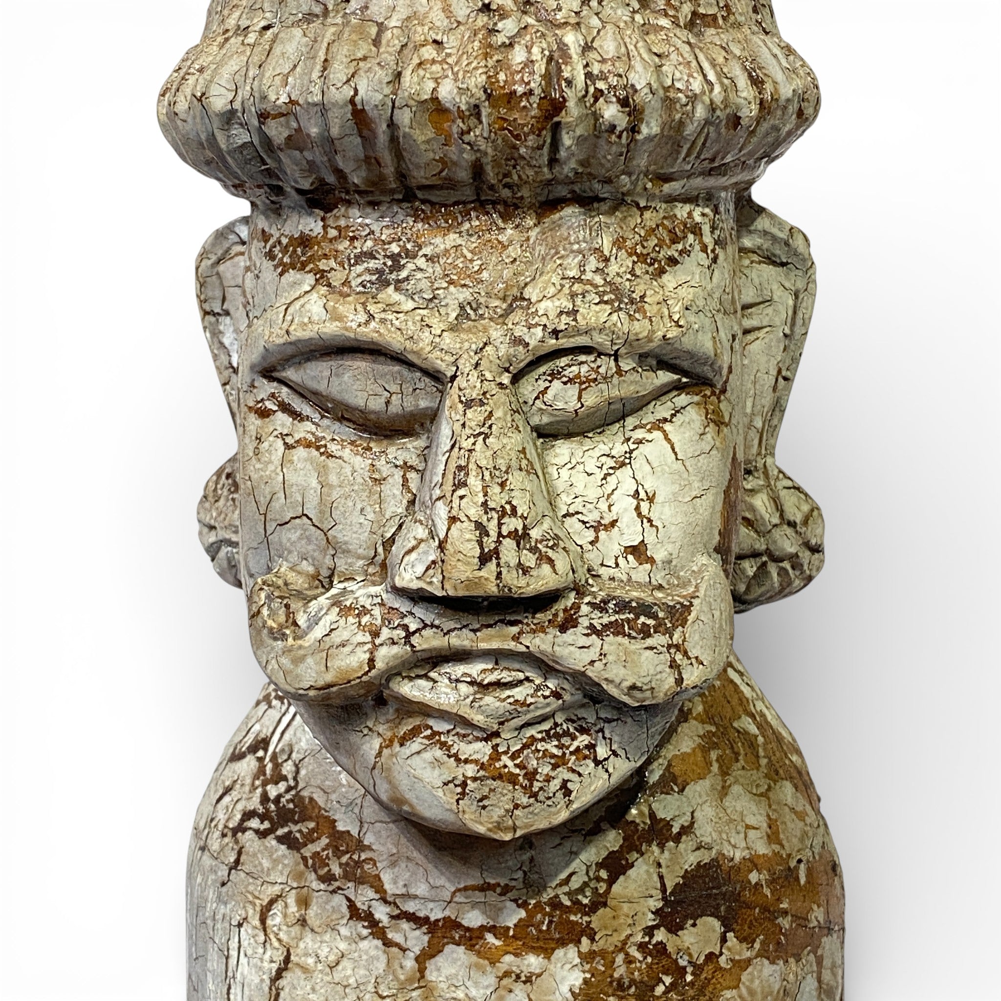 HANDCRAFTED WOODEN HEAD