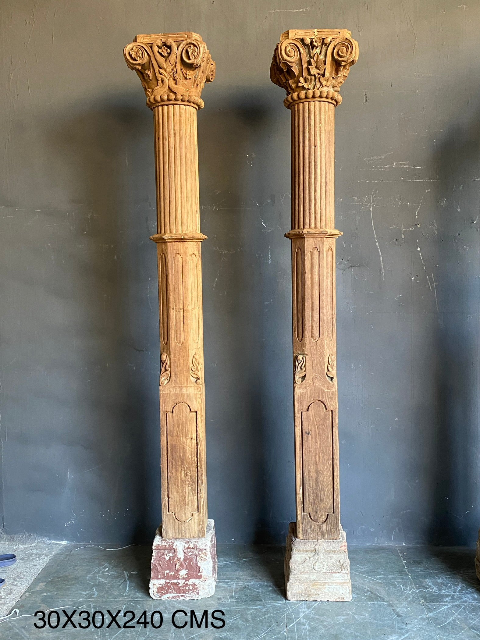 Heritage Teak Pillar