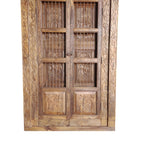 WOODEN DOOR