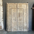 WOODEN DOOR