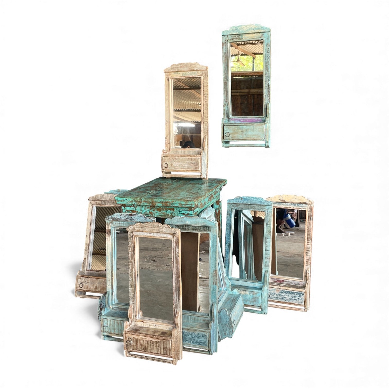 VINTAGE STYLE MIRROR FRAME