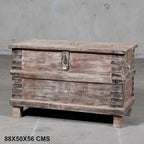 VINTAGE WOODEN BOX