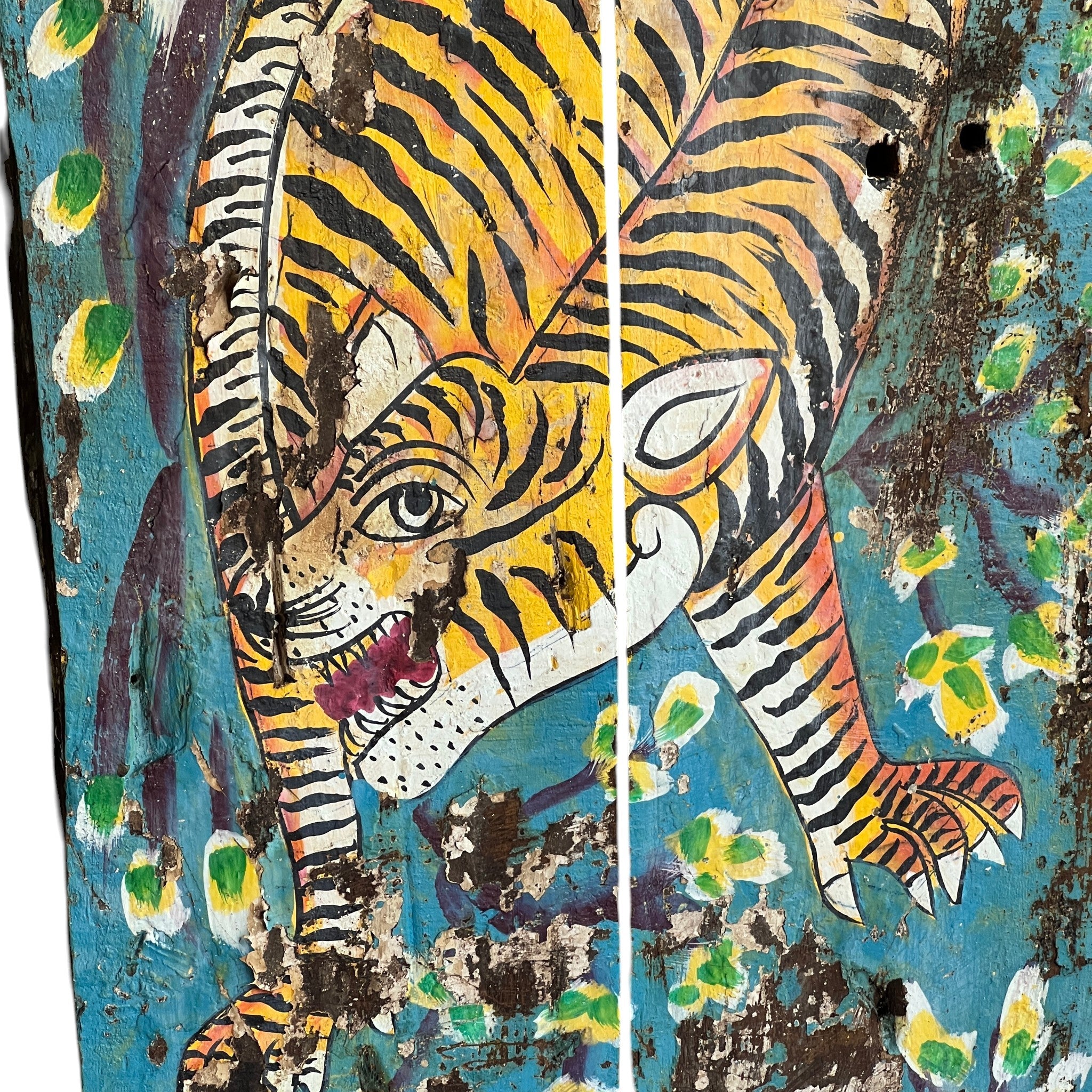 Hand-Painted Tiger Panel – handcrafted vintage Indian decor from Jodhpur, Rajasthan