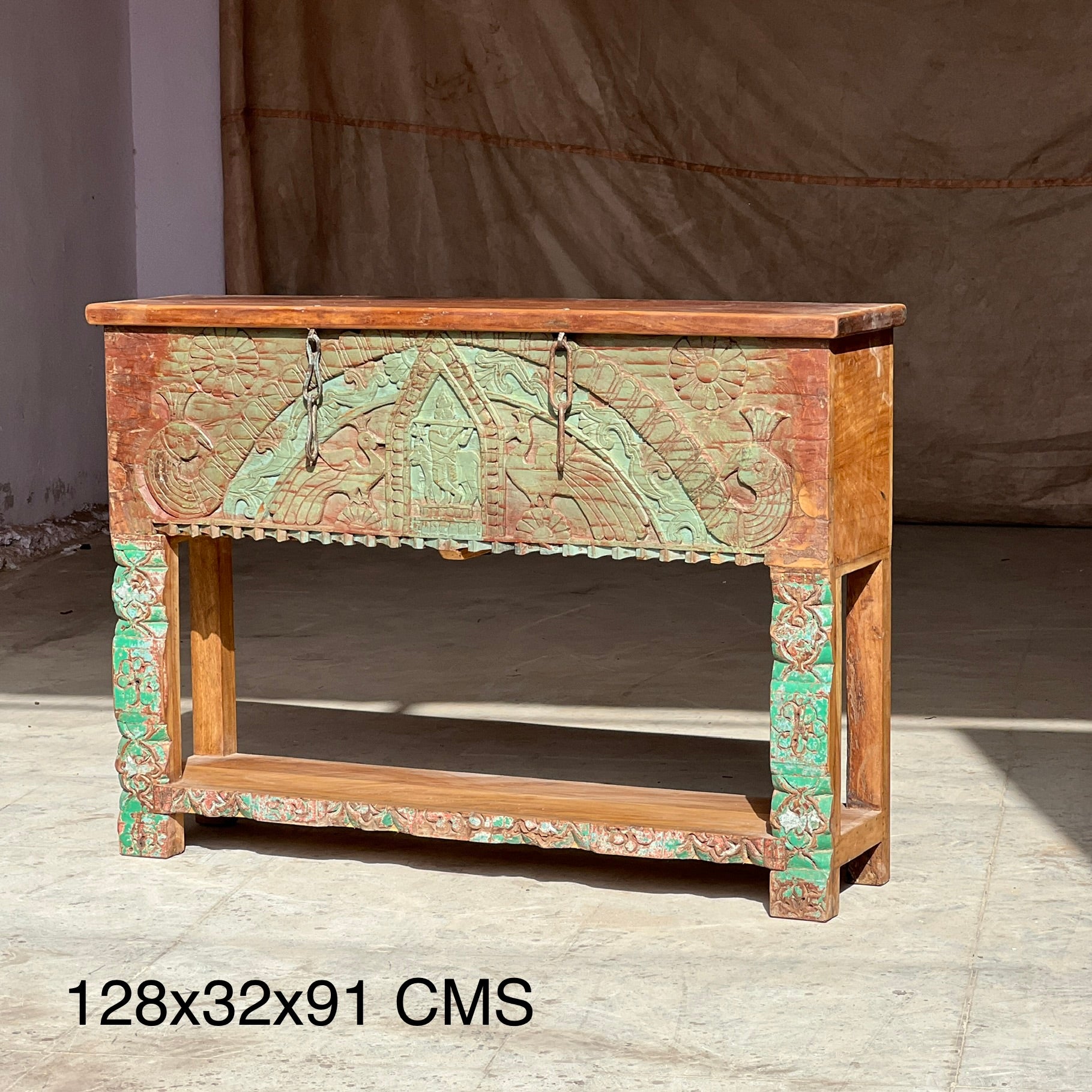 Hand-Carved Arch Console – handcrafted vintage Indian decor from Jodhpur, Rajasthan