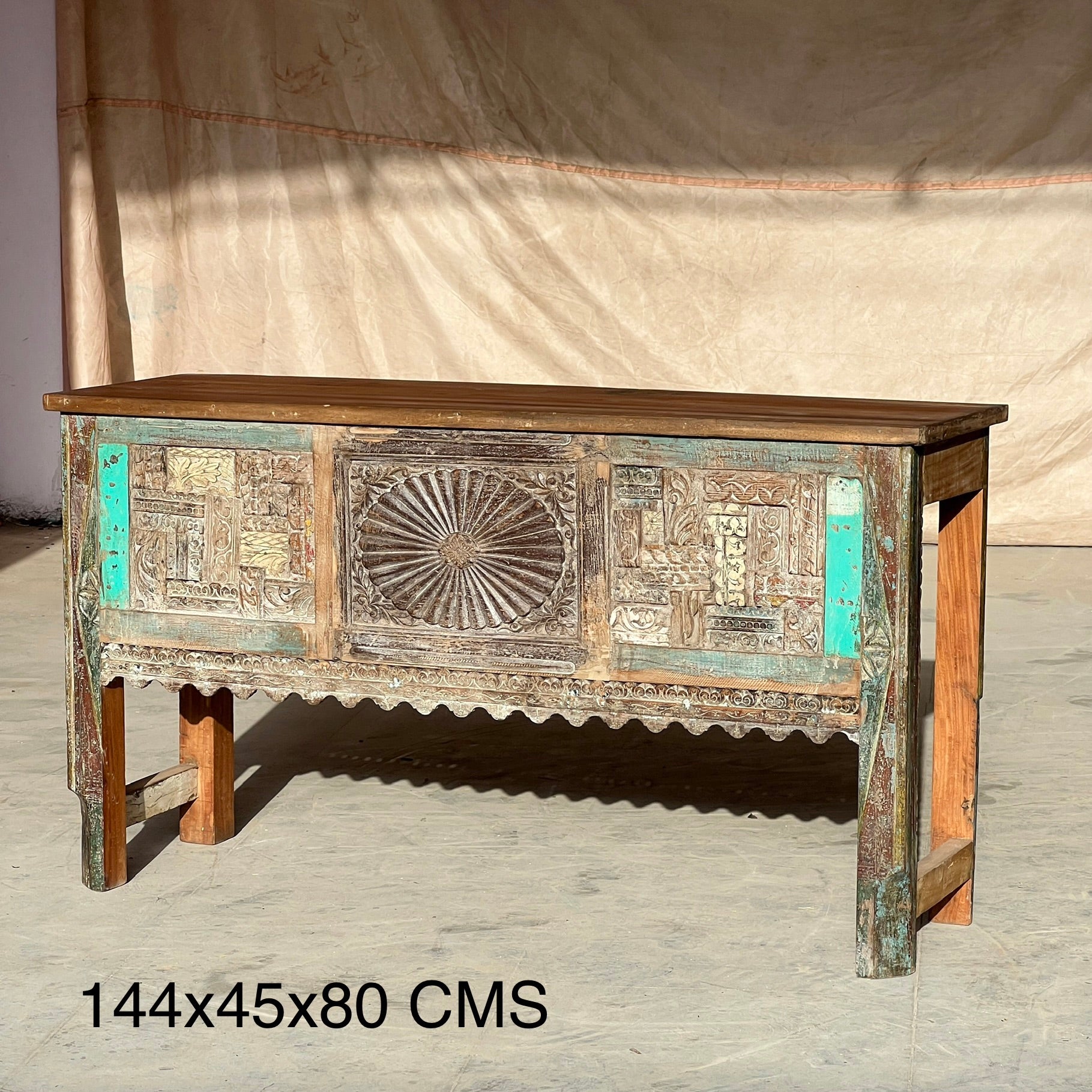 Carved Console Table – handcrafted vintage Indian decor from Jodhpur, Rajasthan