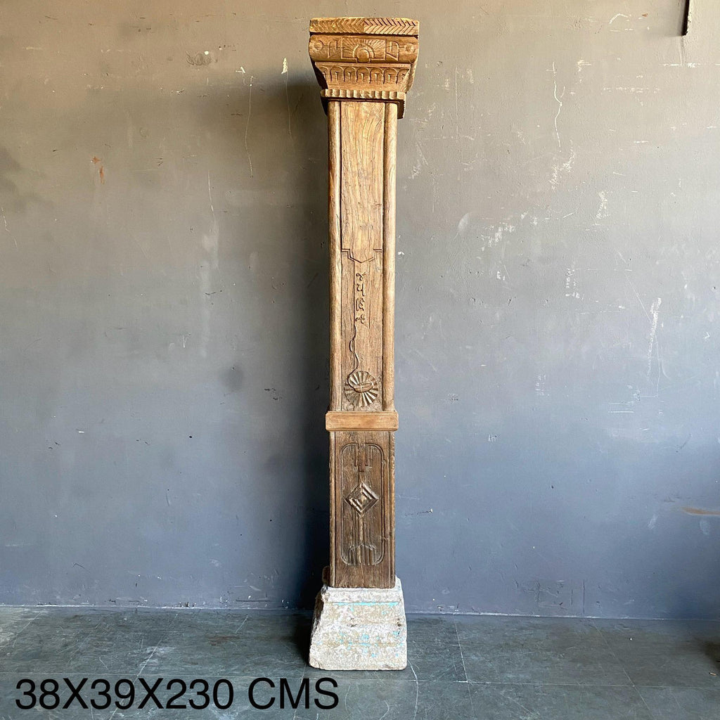 WOODEN PILLAR