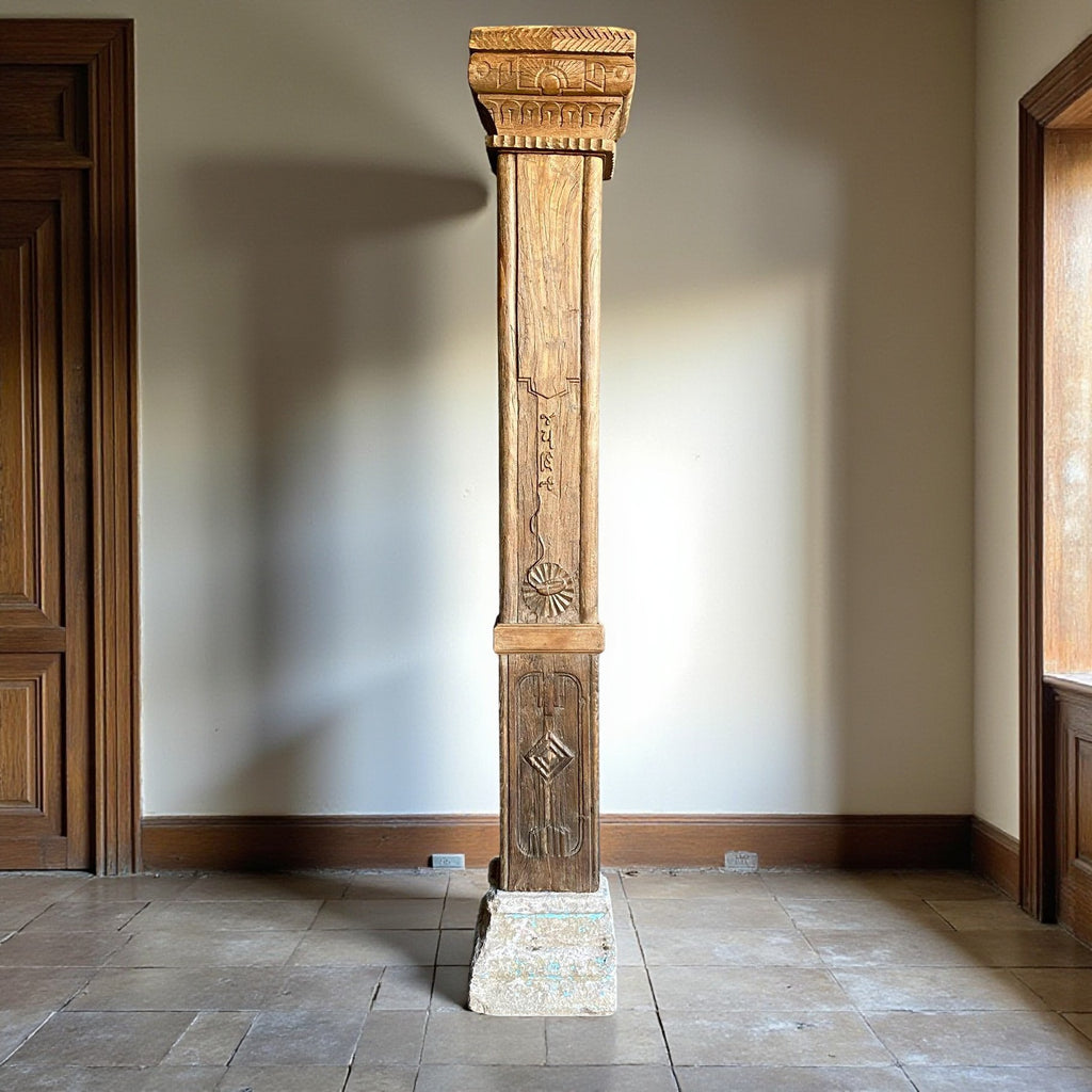 WOODEN PILLAR