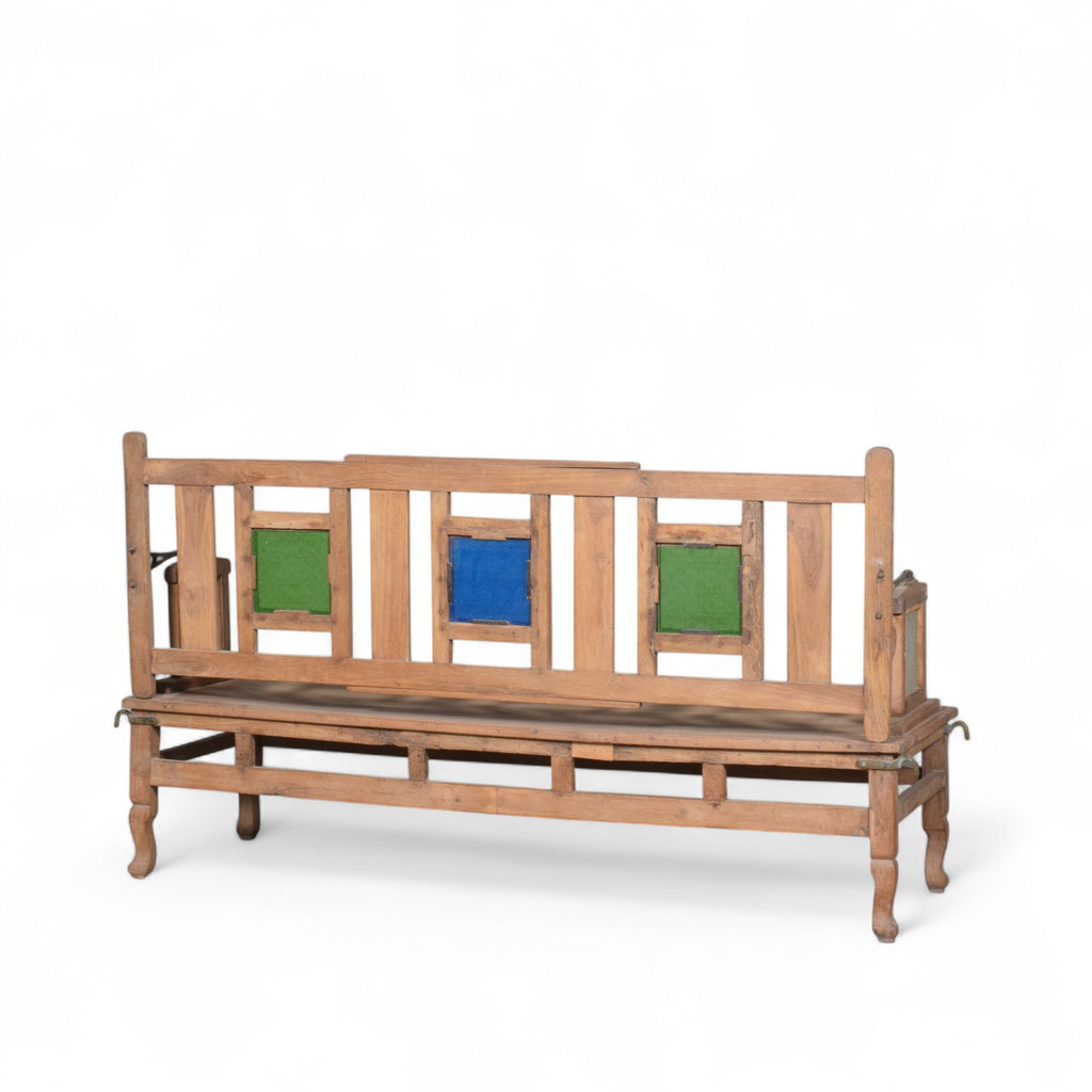 WOODEN BENCH