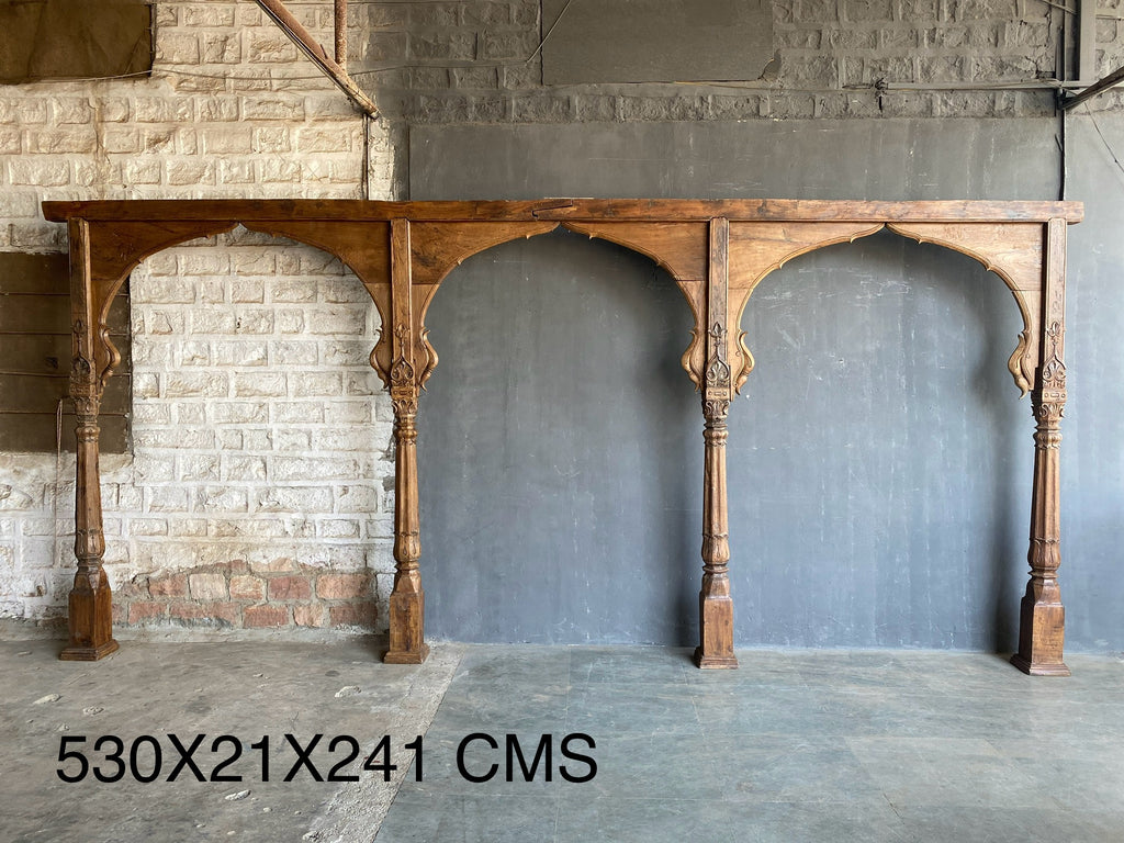 WOODEN ARCH