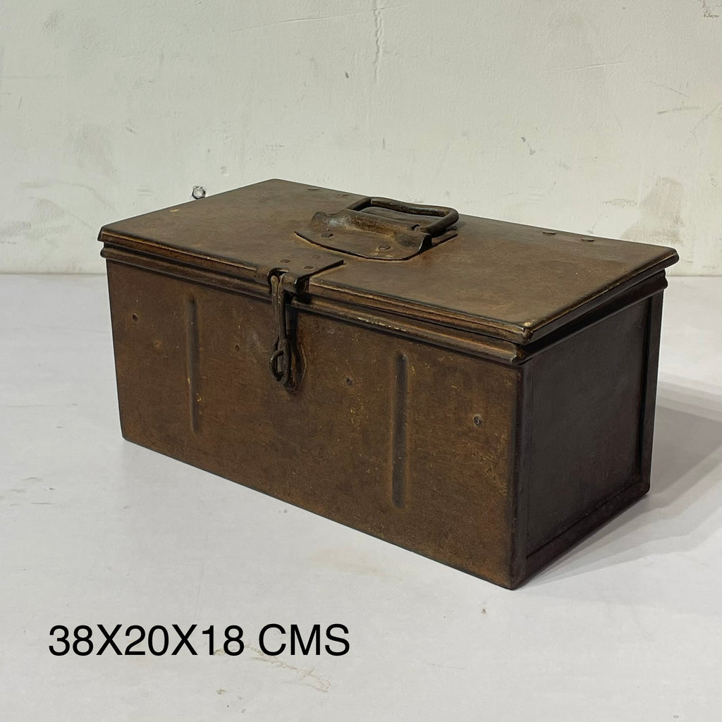 Vintage Iron box