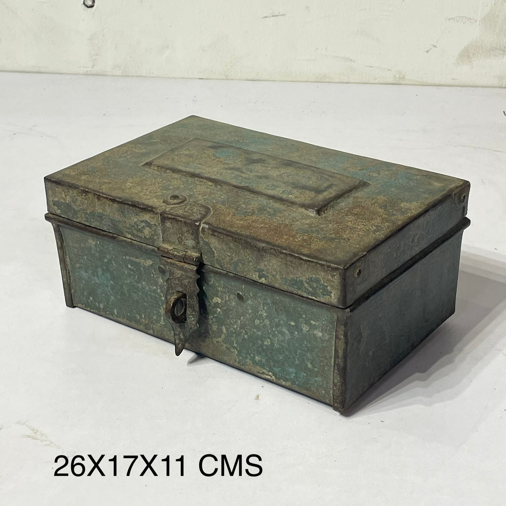 Vintage Iron box