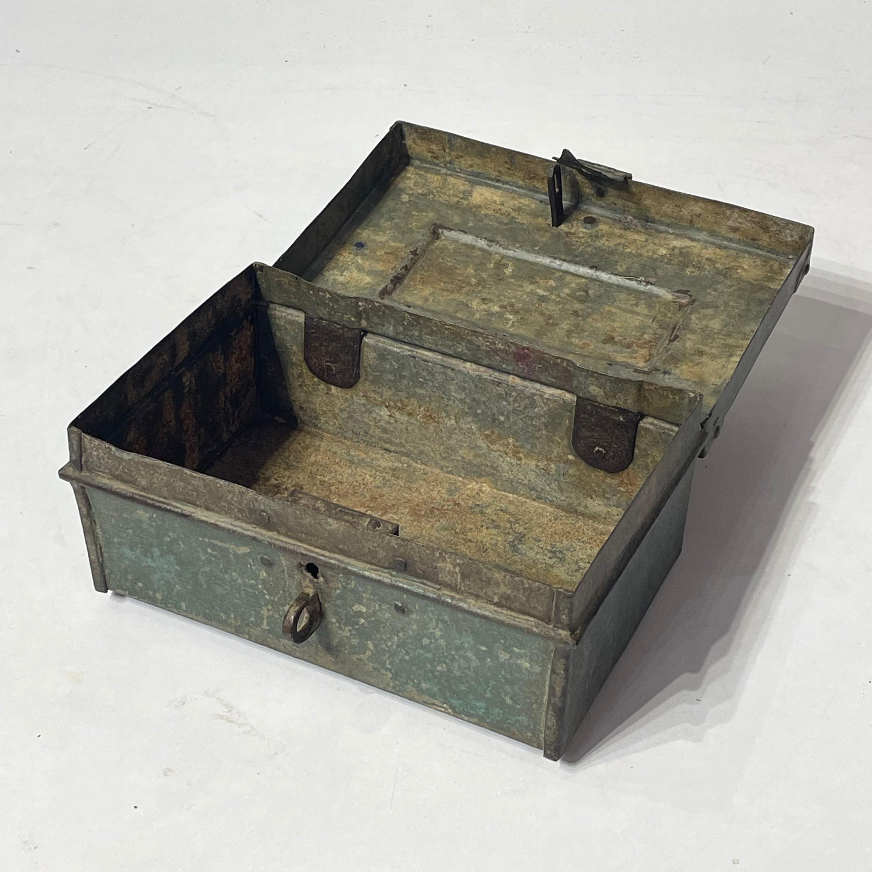 Vintage Iron box