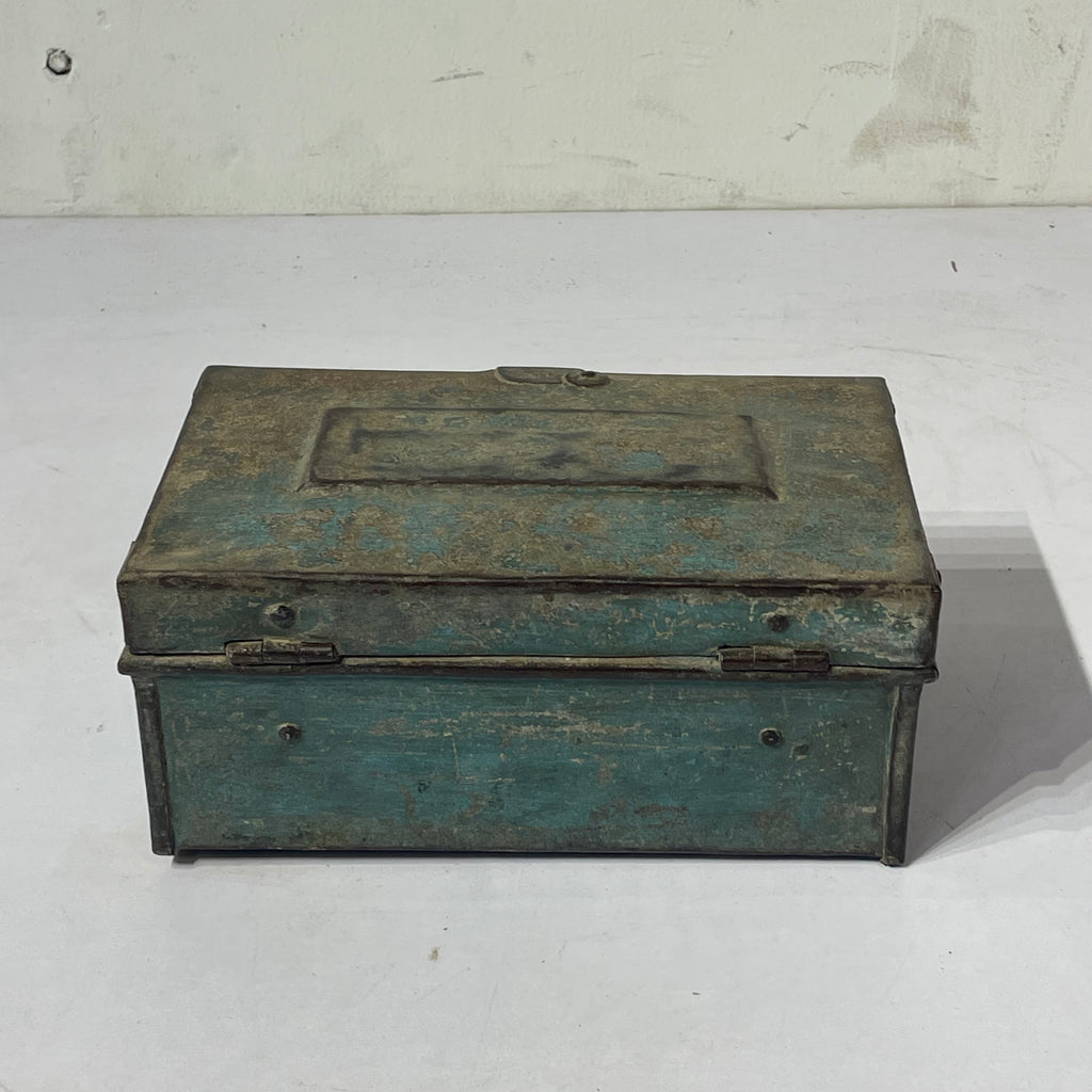 Vintage Iron box