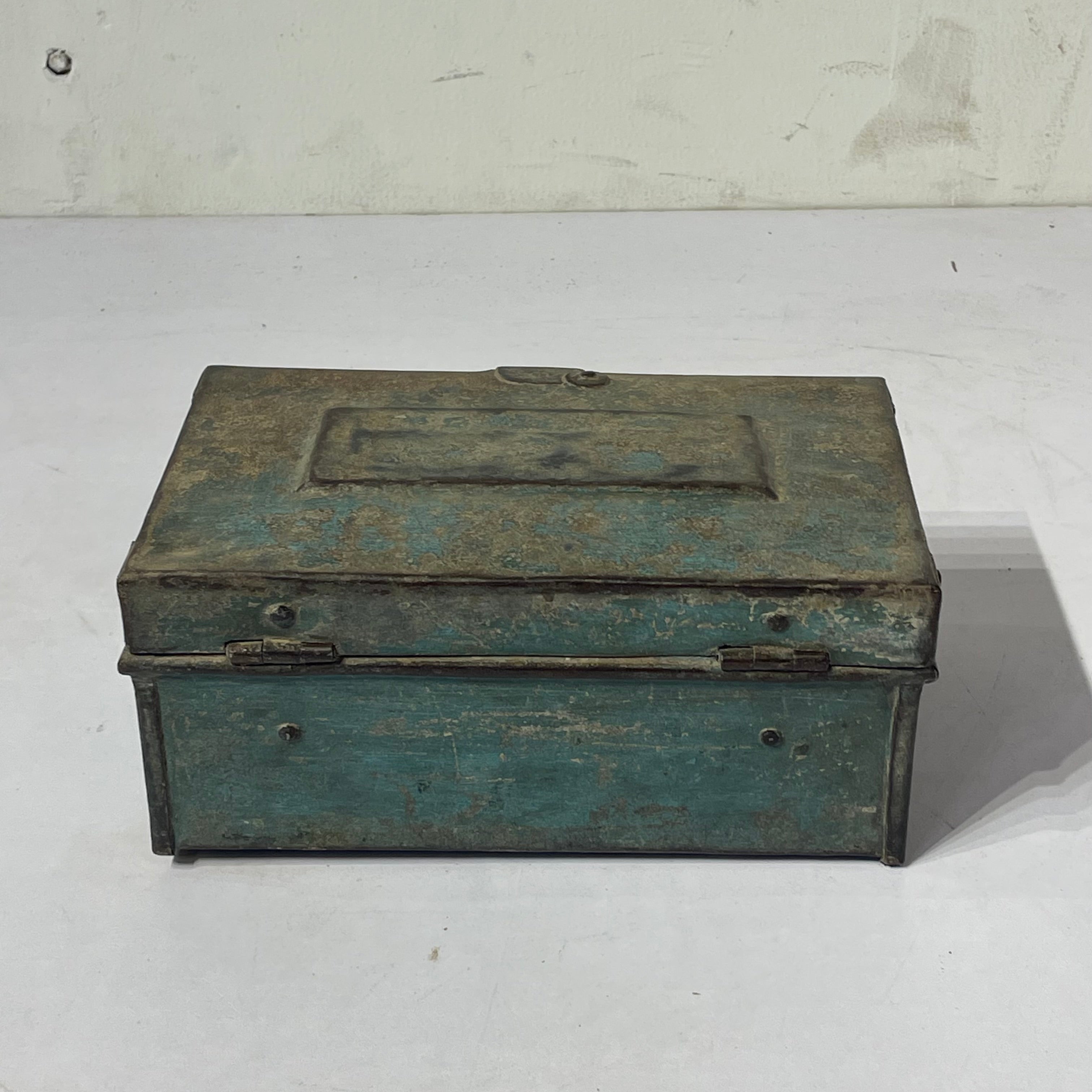Vintage Iron box