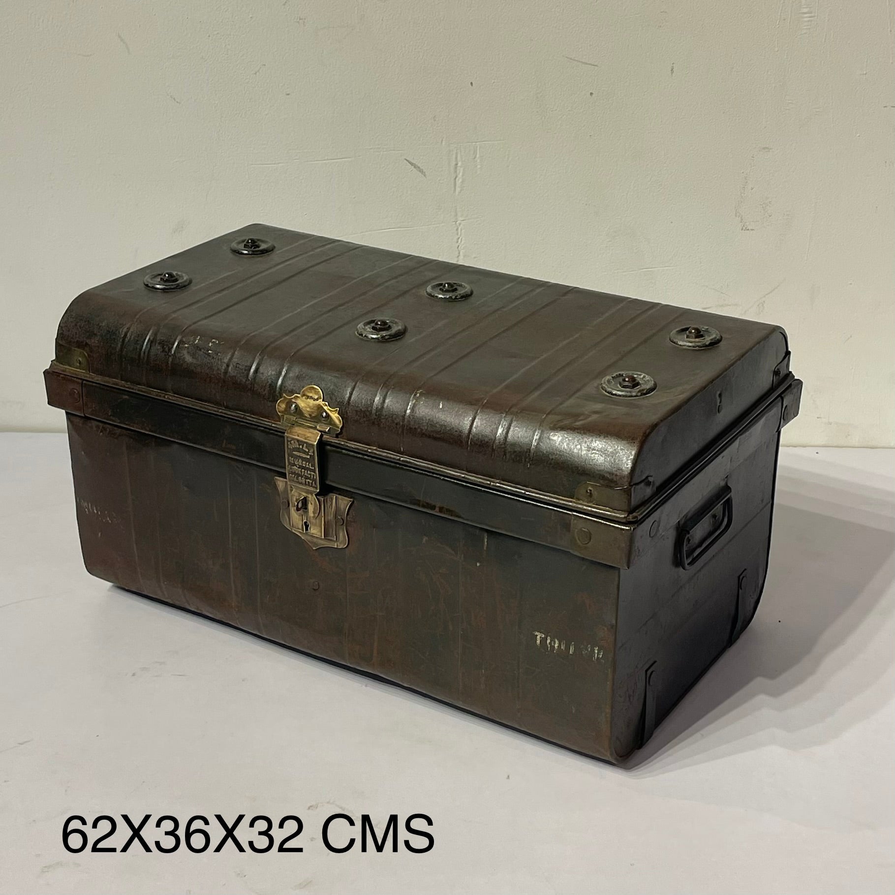 Vintage Iron box