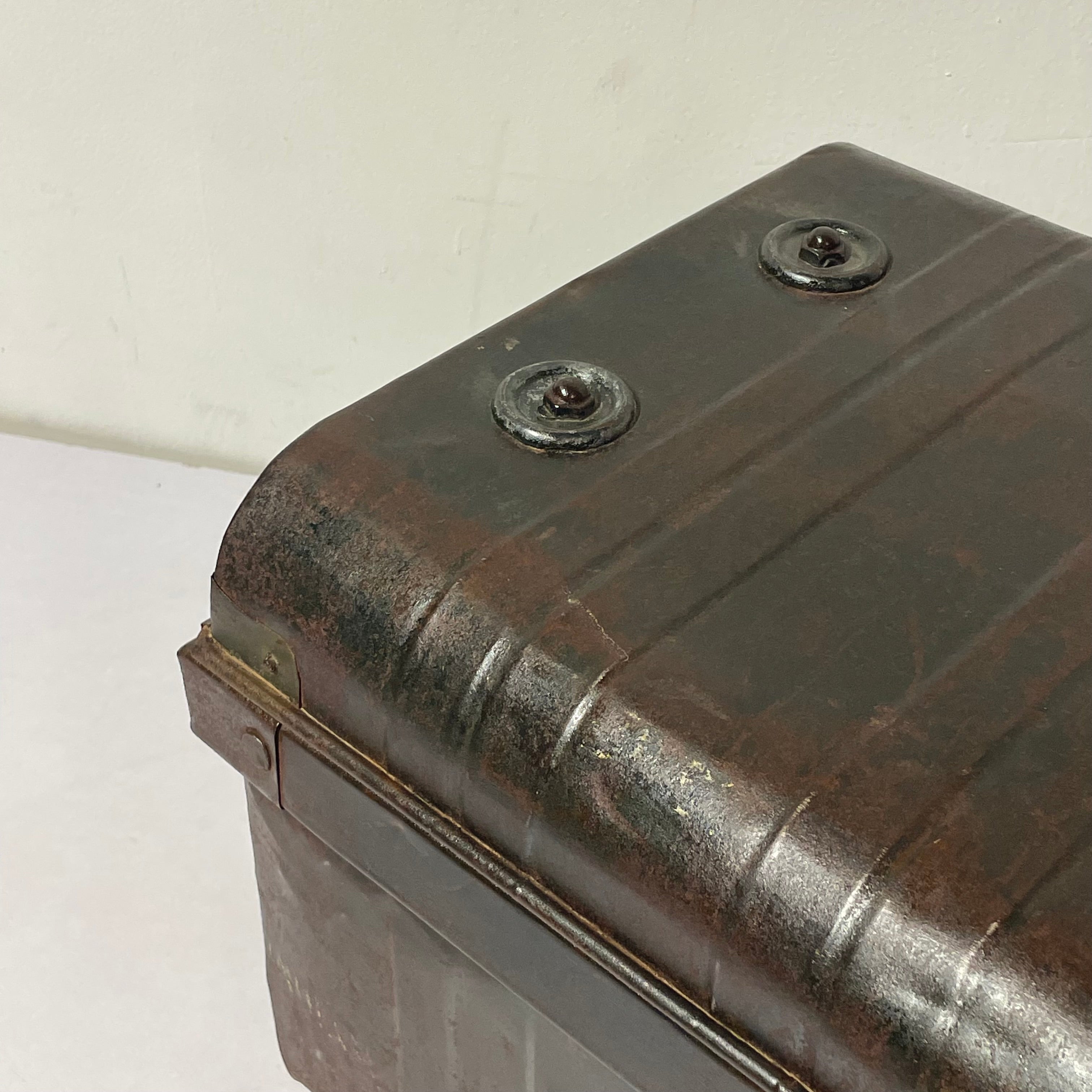 Vintage Iron box