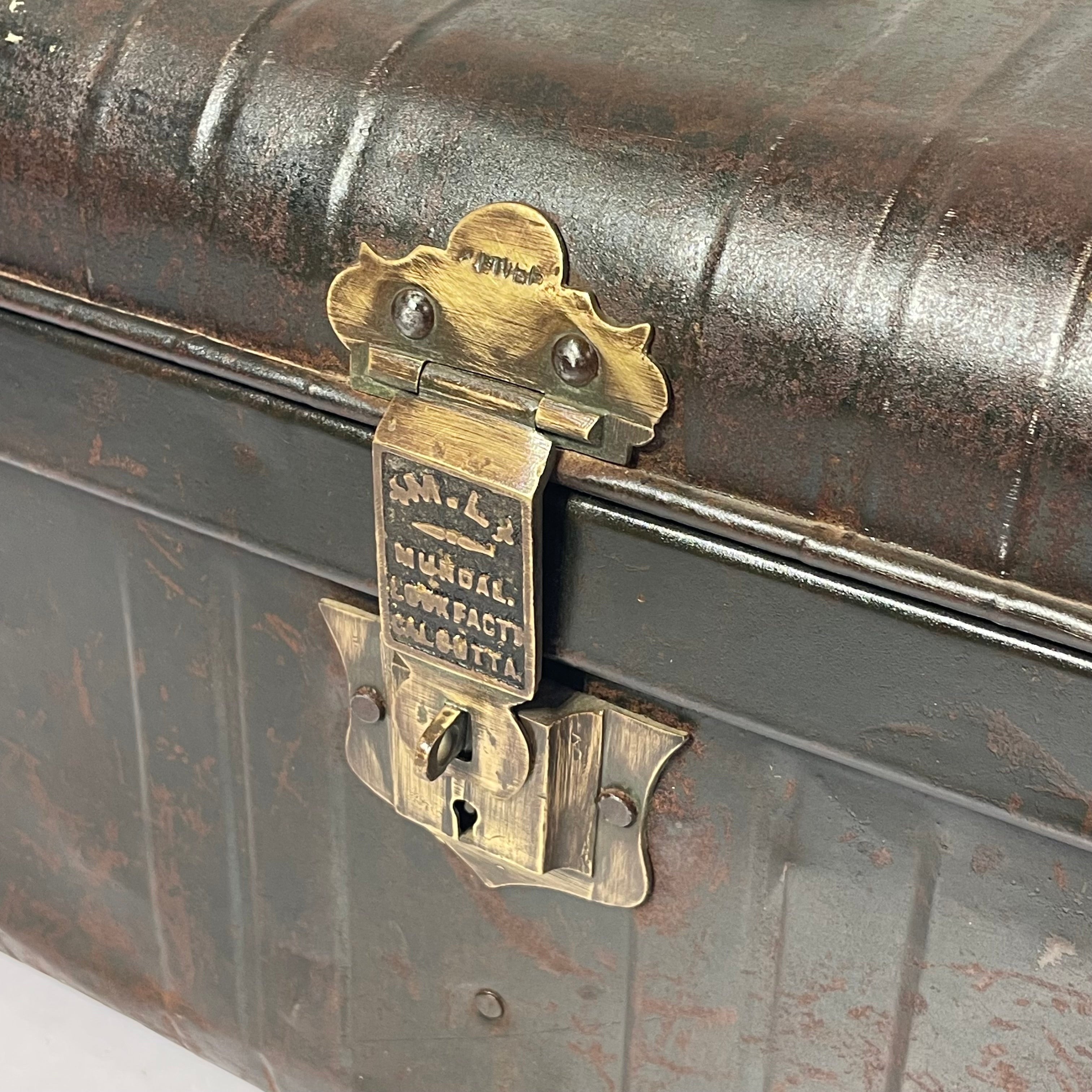 Vintage Iron box