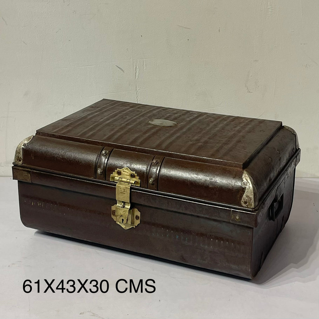 Vintage Iron box