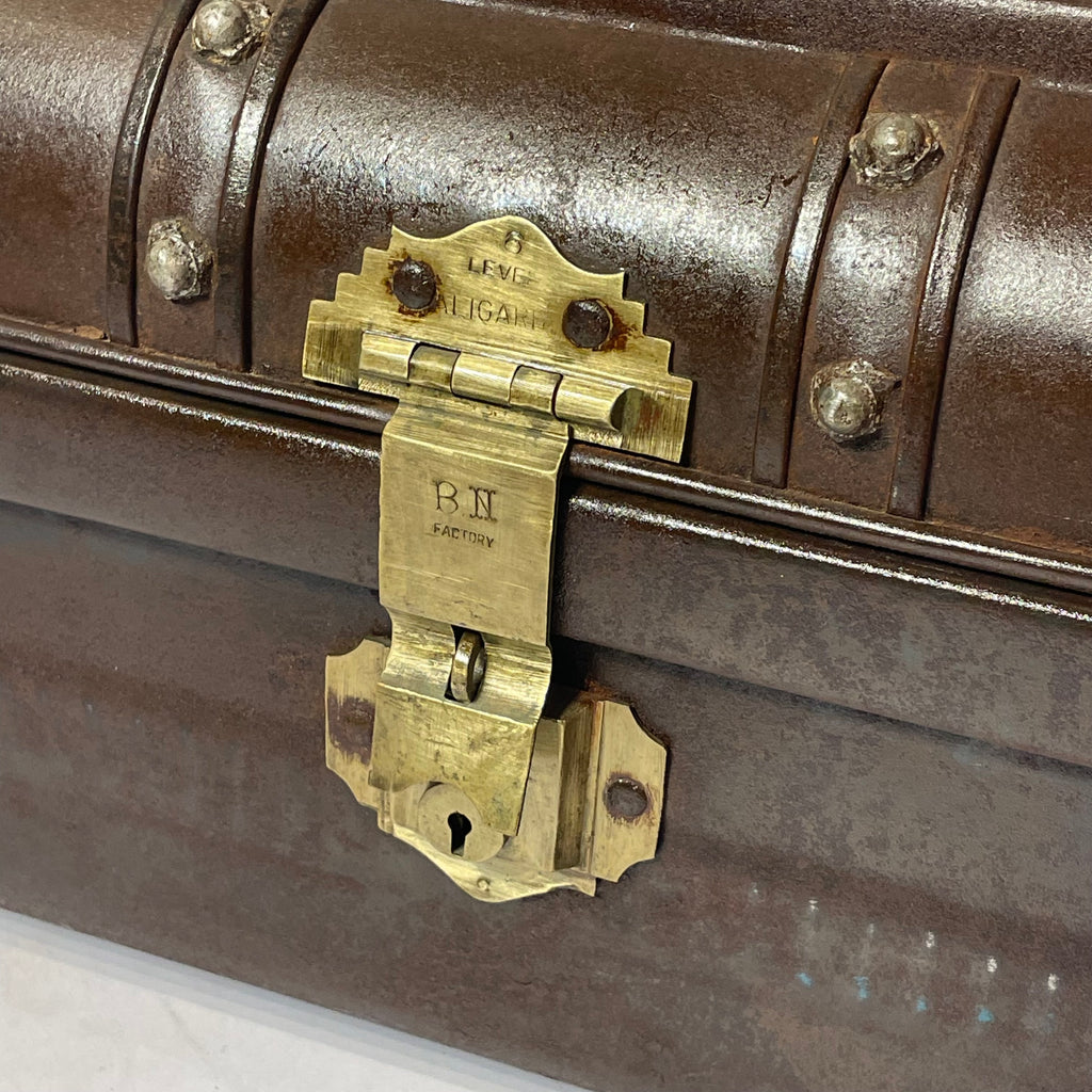 Vintage Iron box