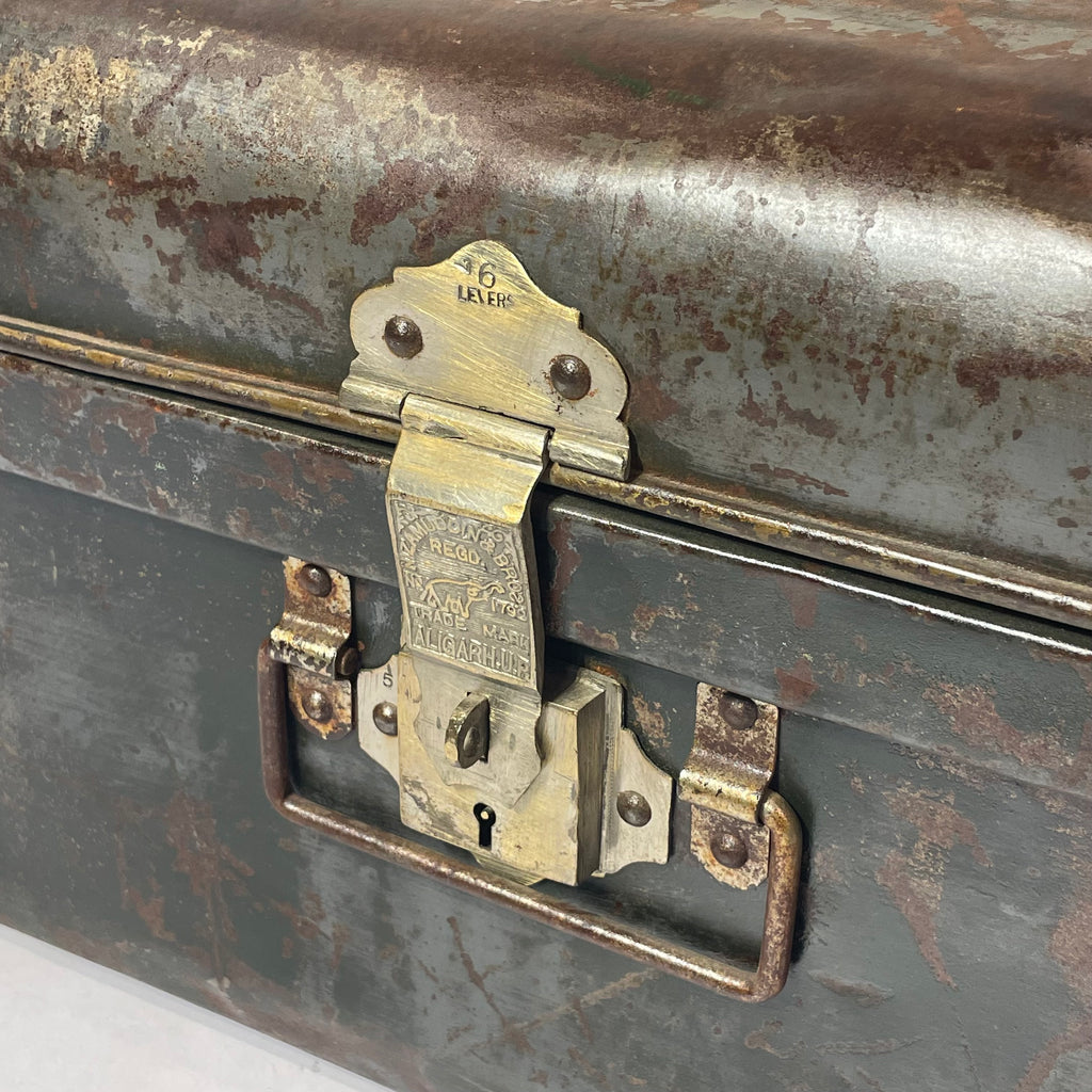 Vintage Iron box